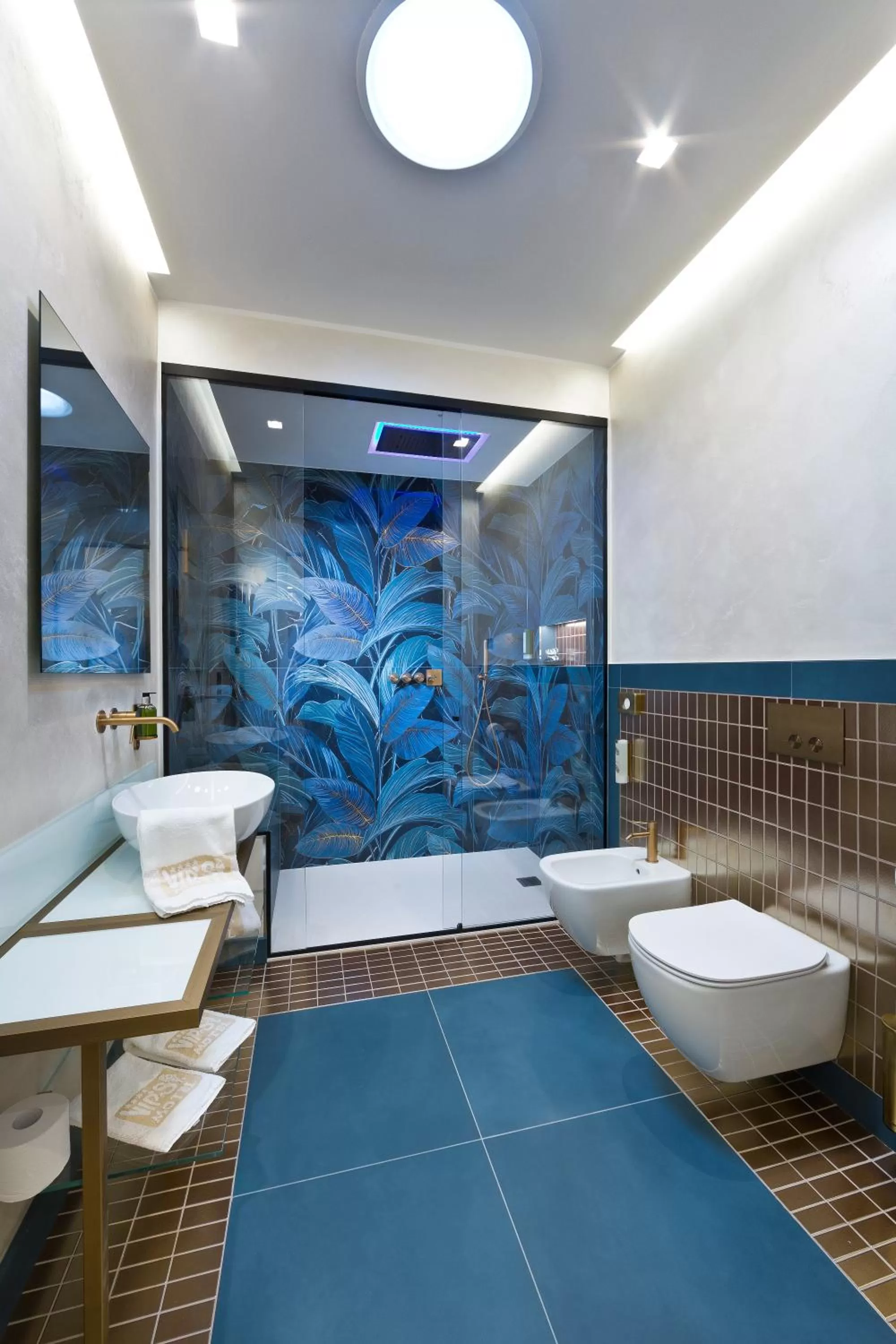 Vip's Motel Luxury Accommodation & Spa