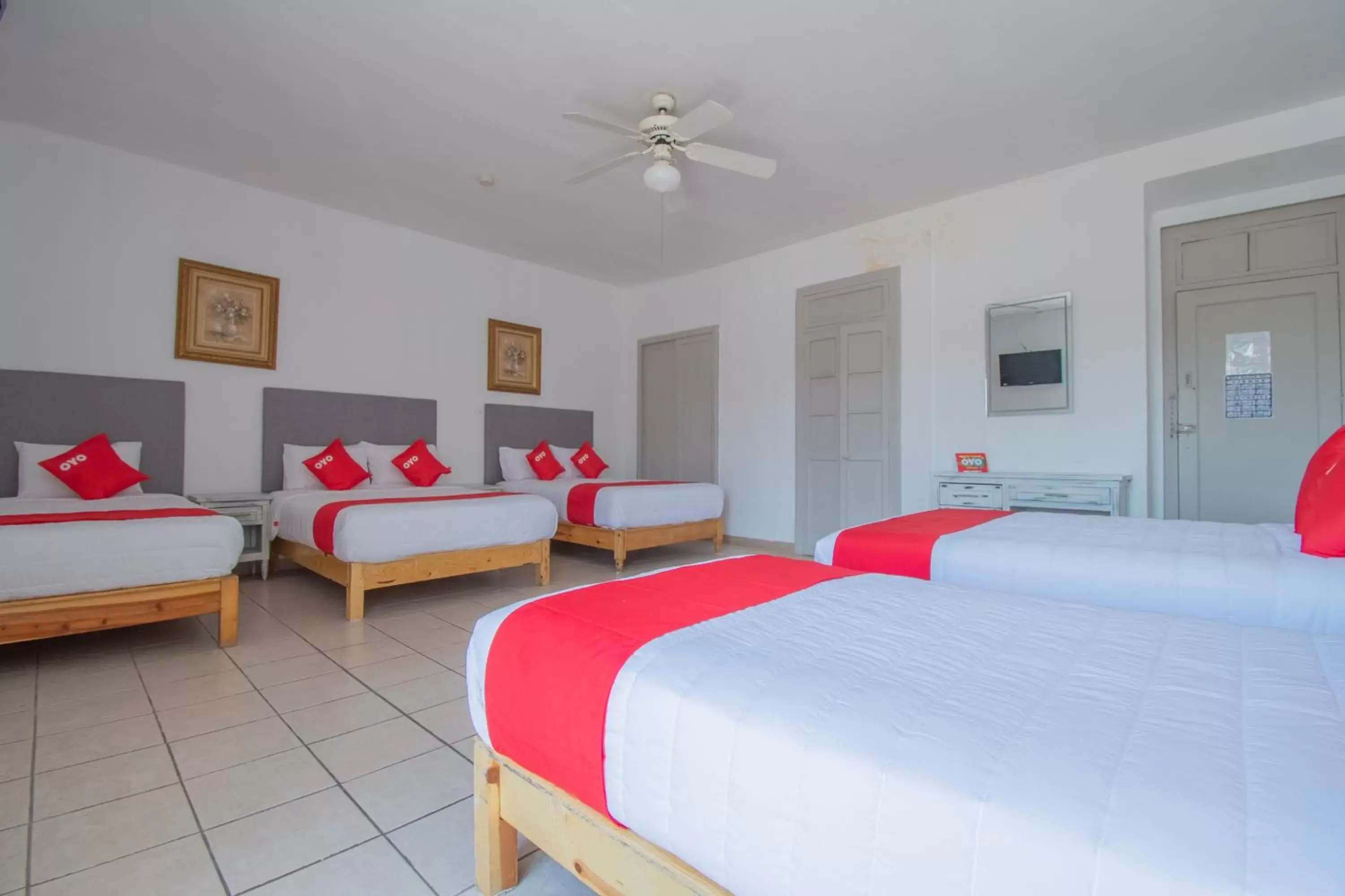 Family Room in Hotel Imperial Family Room in Hotel Imperial