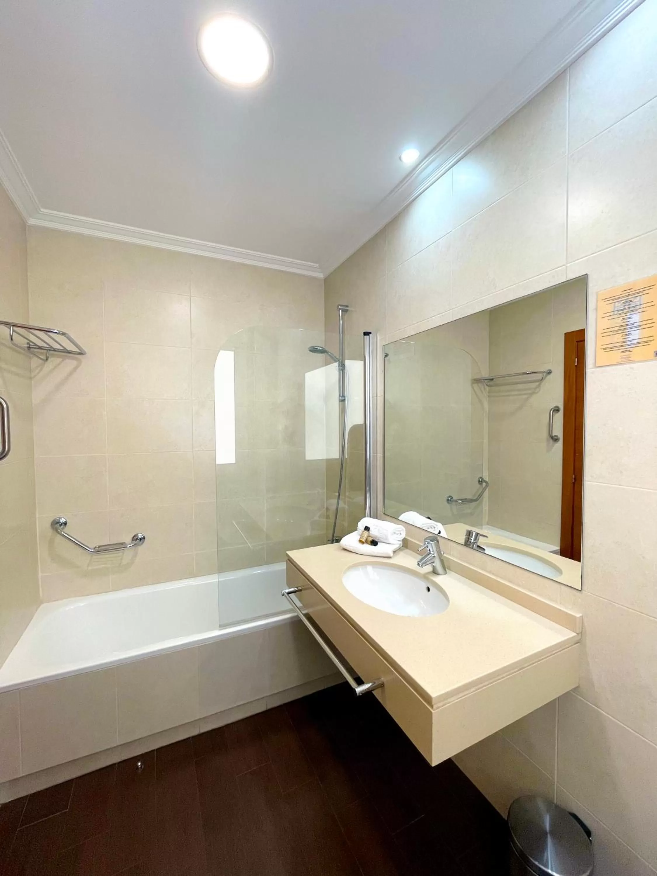 Bathroom in Rias Bajas