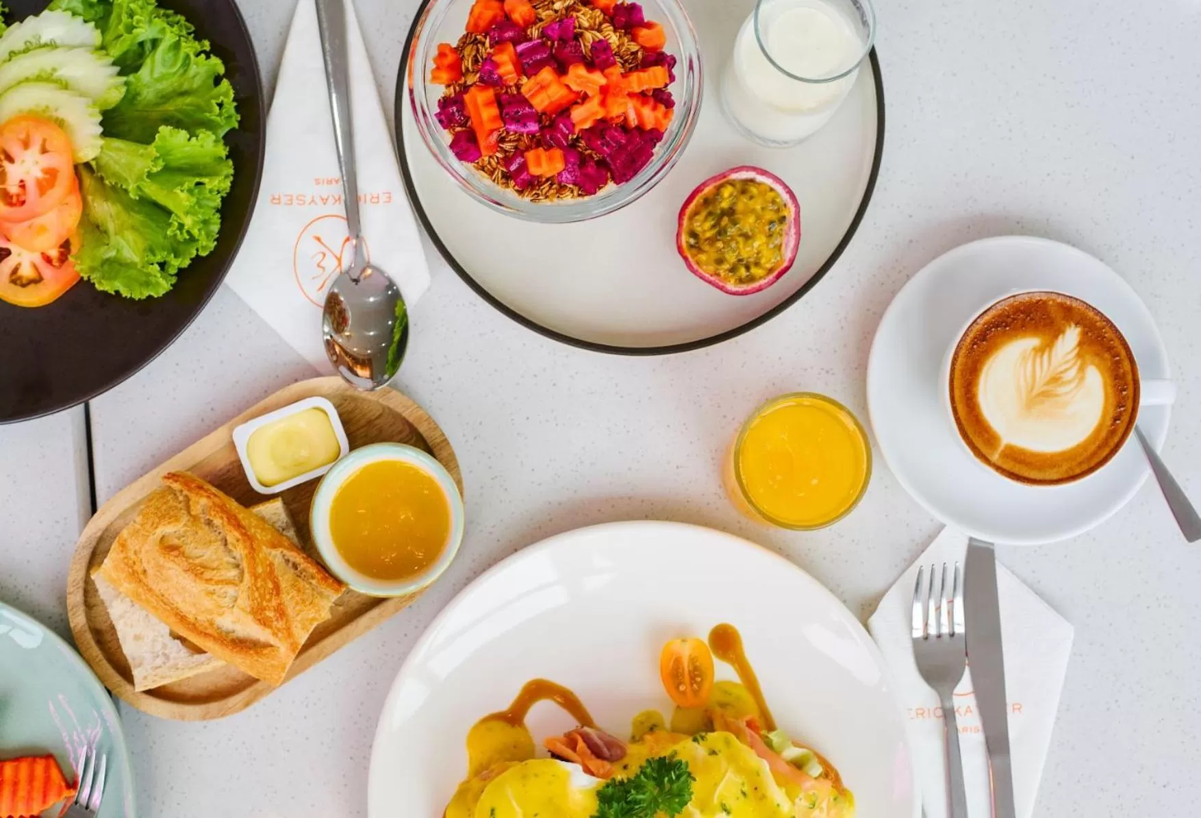 Breakfast in The Peninsula Phnom Penh