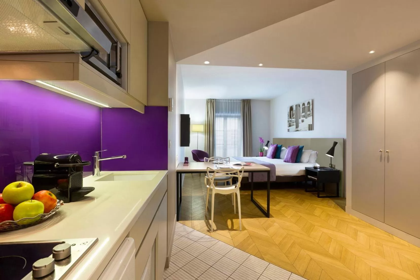Kitchen or kitchenette in Citadines Opéra Paris
