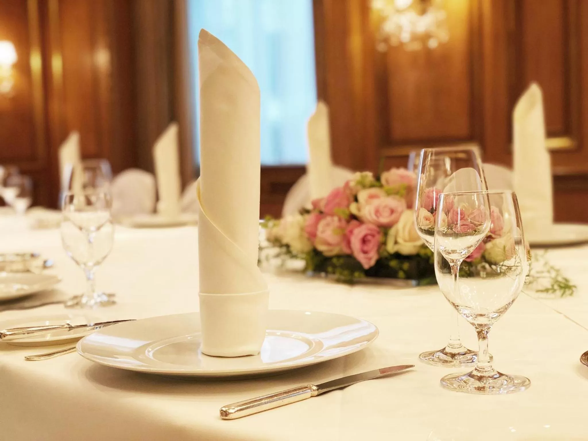 Meeting/conference room in Regent Berlin by IHG