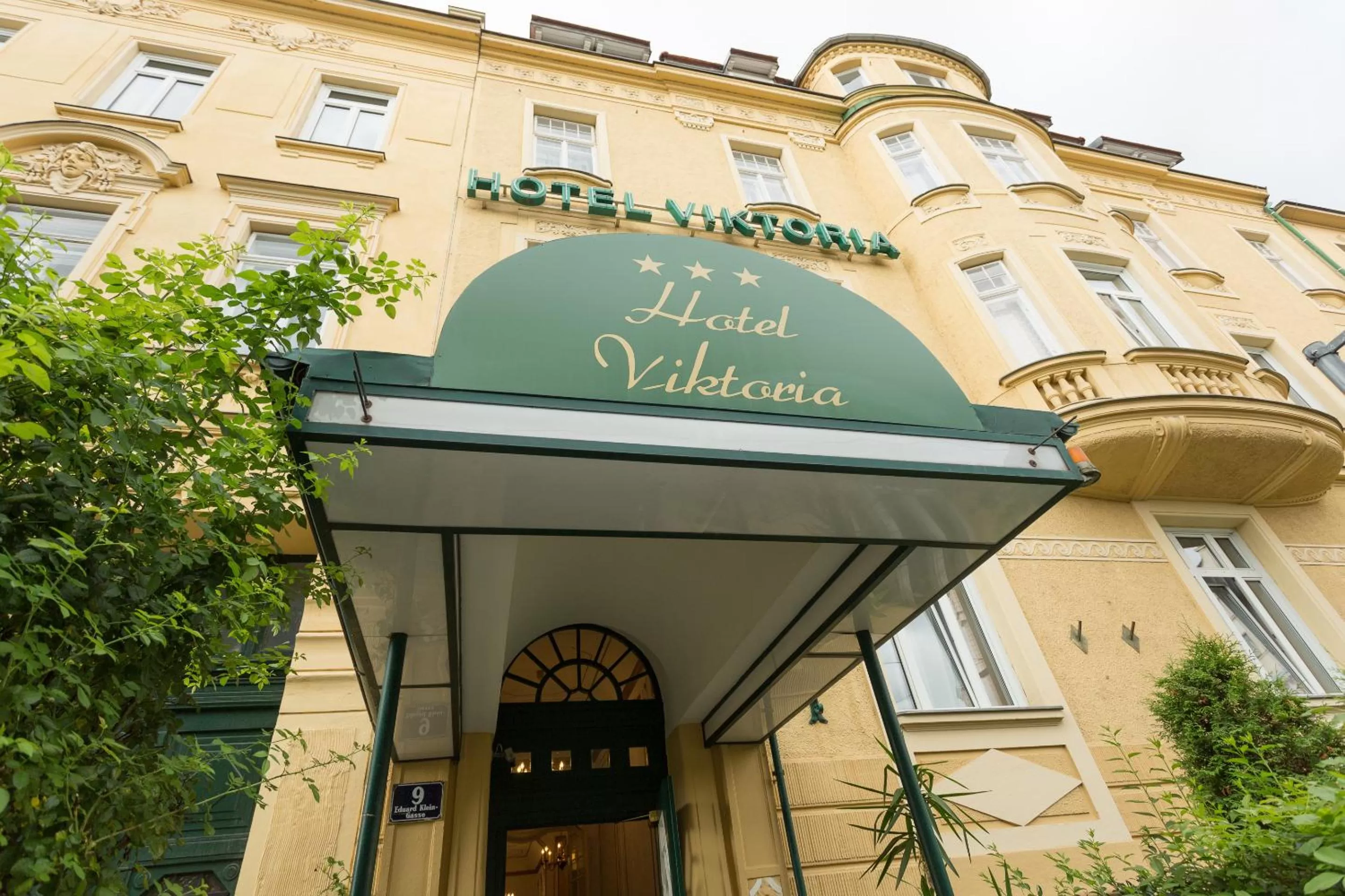 Facade/entrance in Hotel Viktoria Schönbrunn