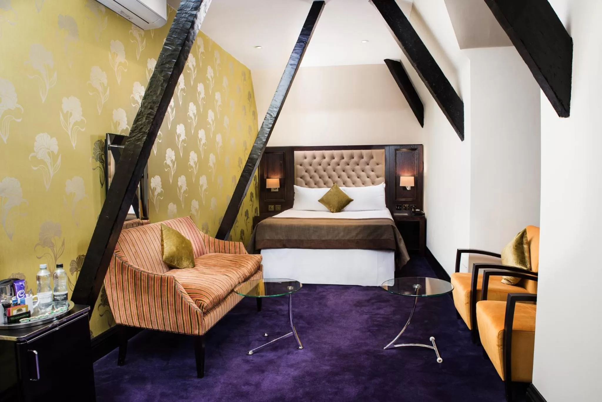 Bed in Great Victoria Hotel