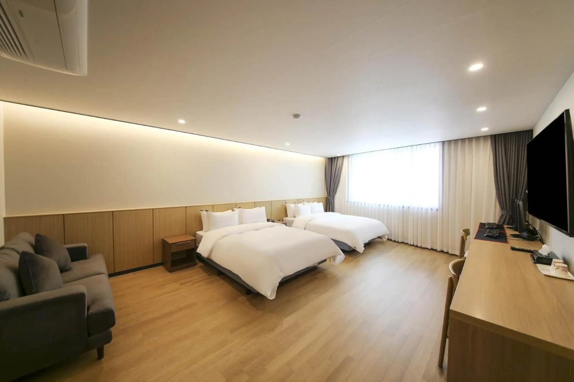 Bed in Benikea hotel