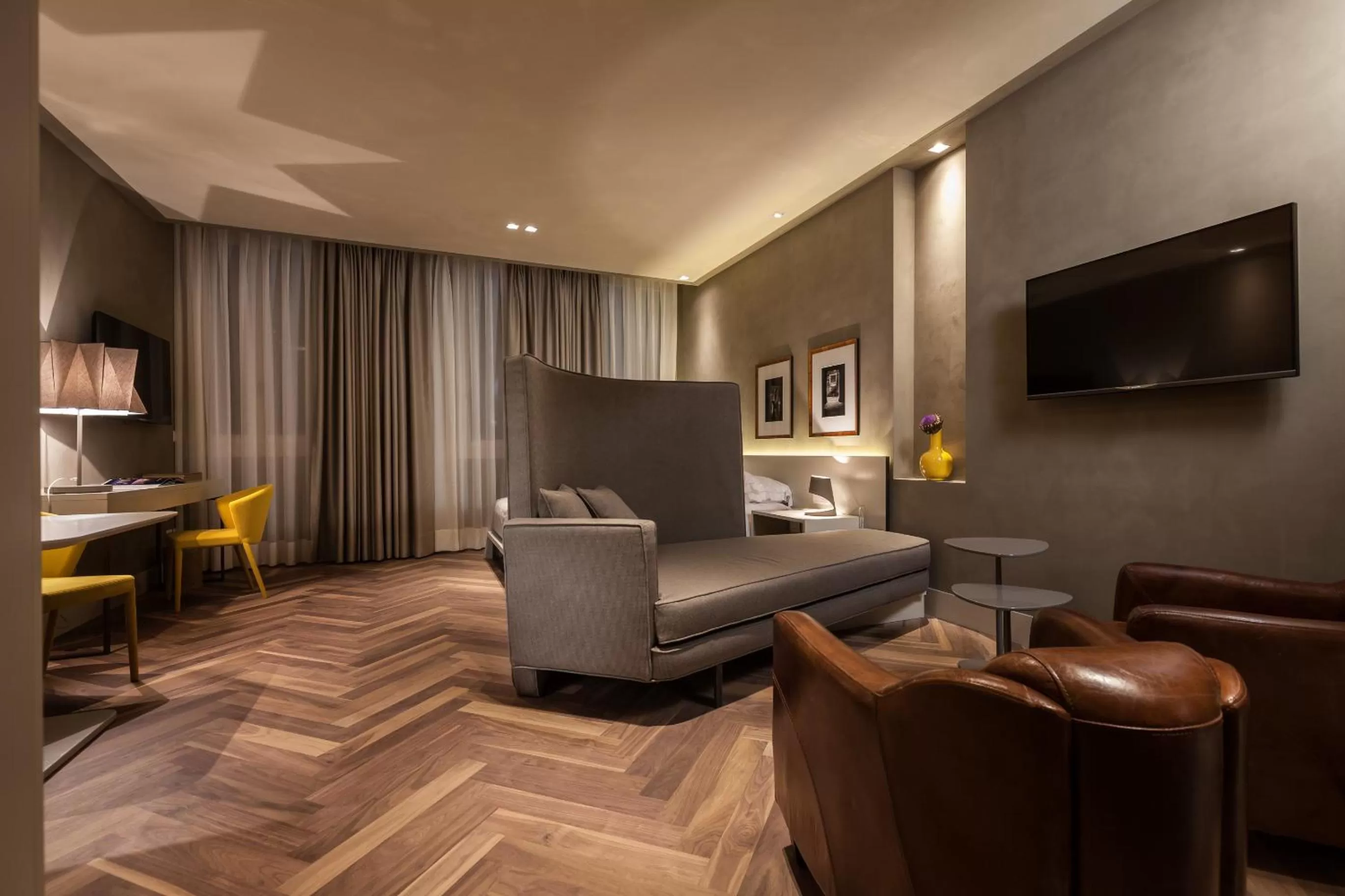 Shower in Liassidi Wellness Suites