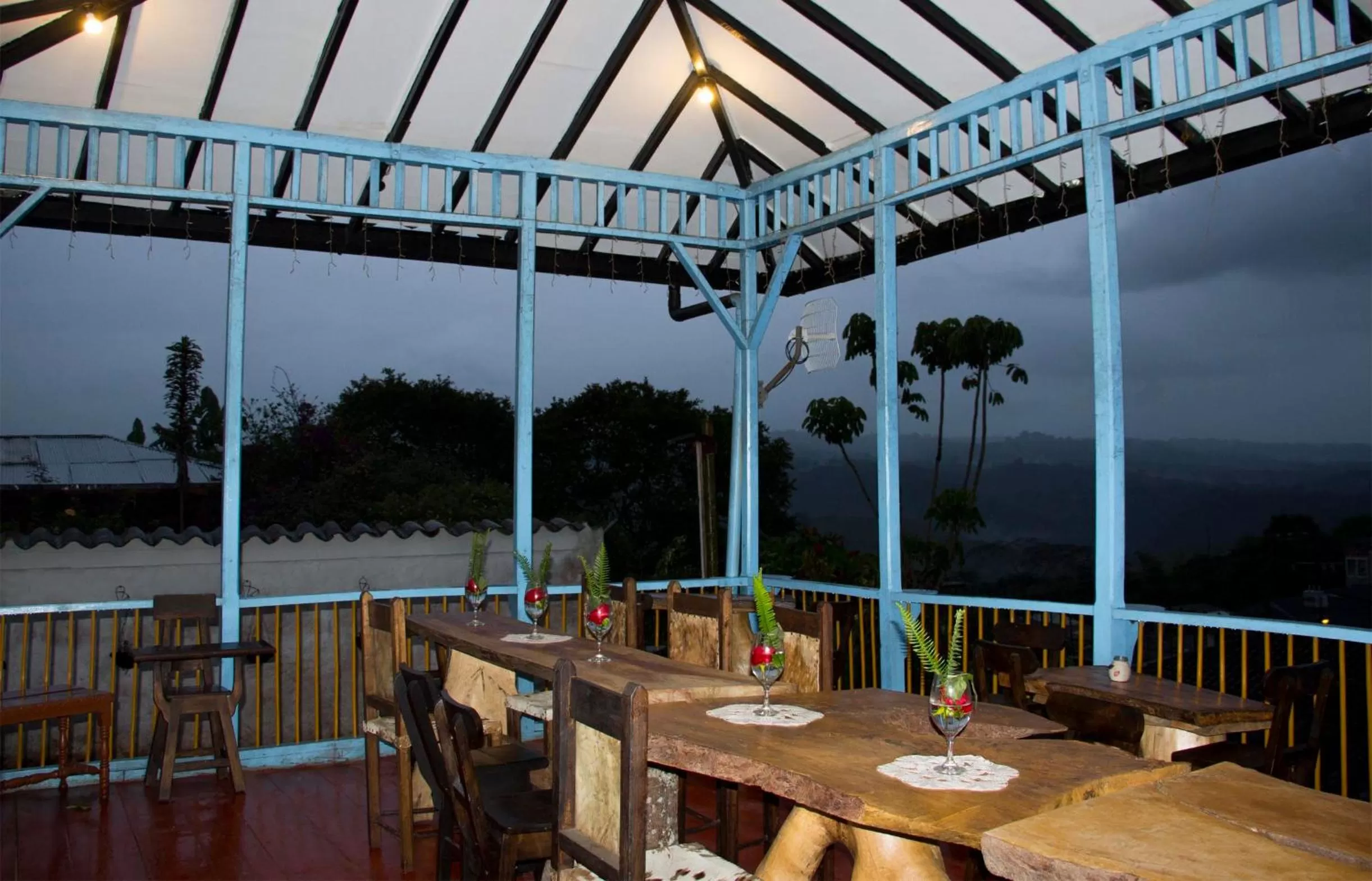 Restaurant/Places to Eat in Casa Hotel El Compadre