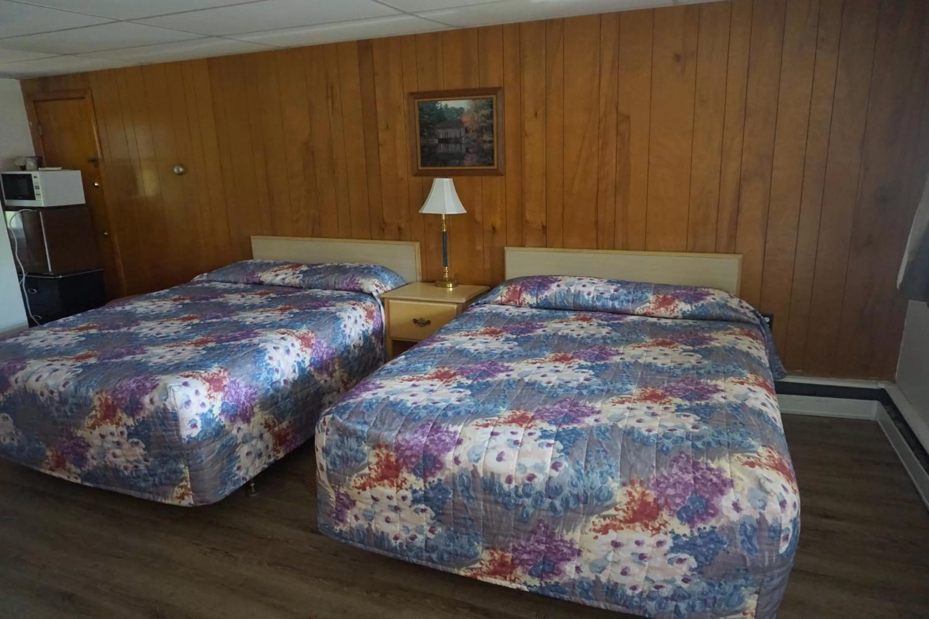 Bed in Northern Peaks Motor Inn