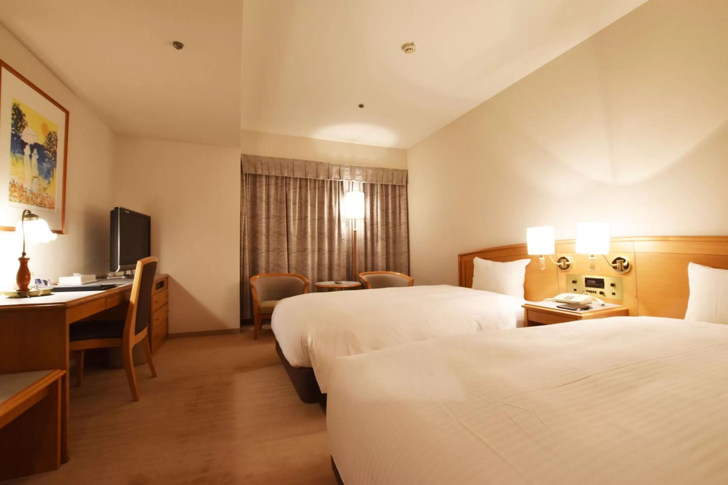 Photo of the whole room, Bed in Hotel Nikko Tsukuba