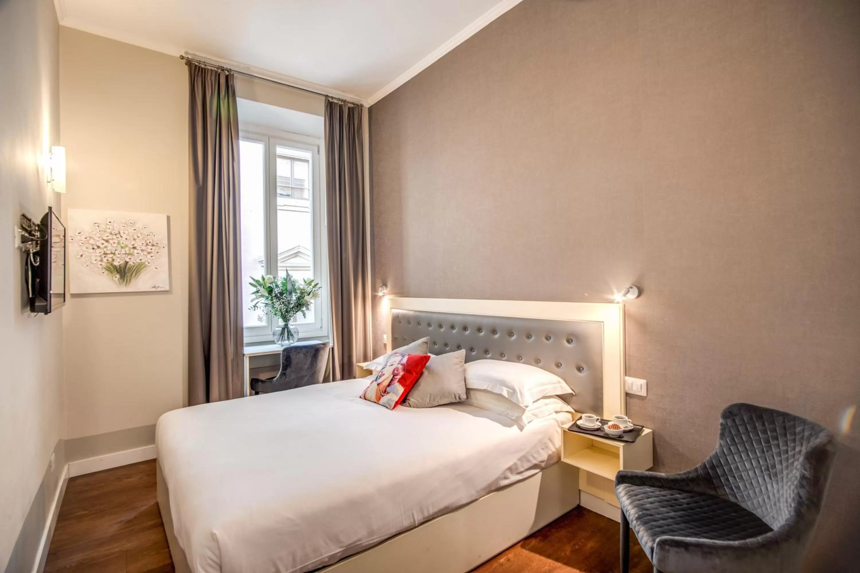 Bed in Hotel San Silvestro