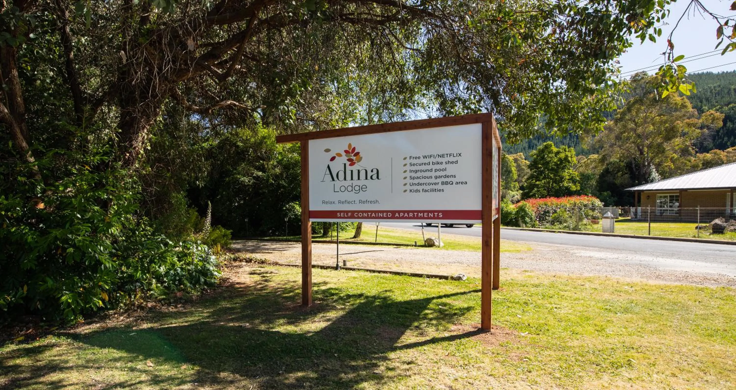 Logo/Certificate/Sign in Adina Lodge Holiday Apartments