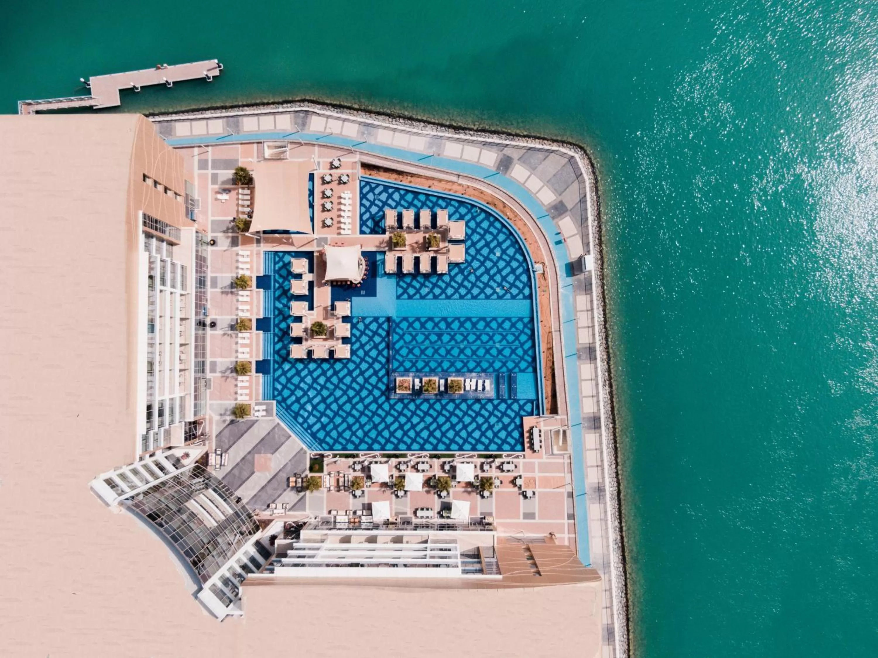 Bird's eye view in Royal M Hotel Abu Dhabi by Gewan