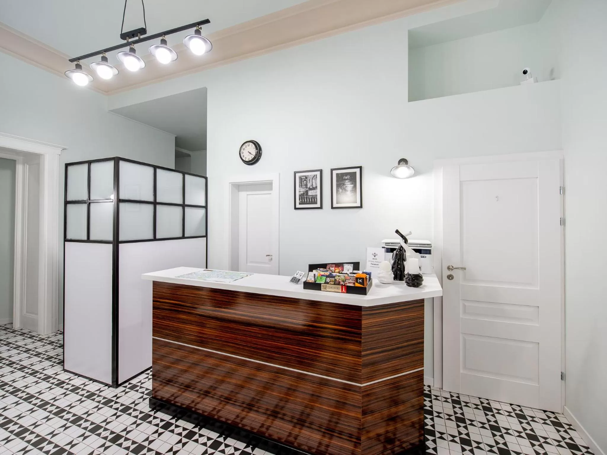 Lobby or reception in Art Deco Central Rooms