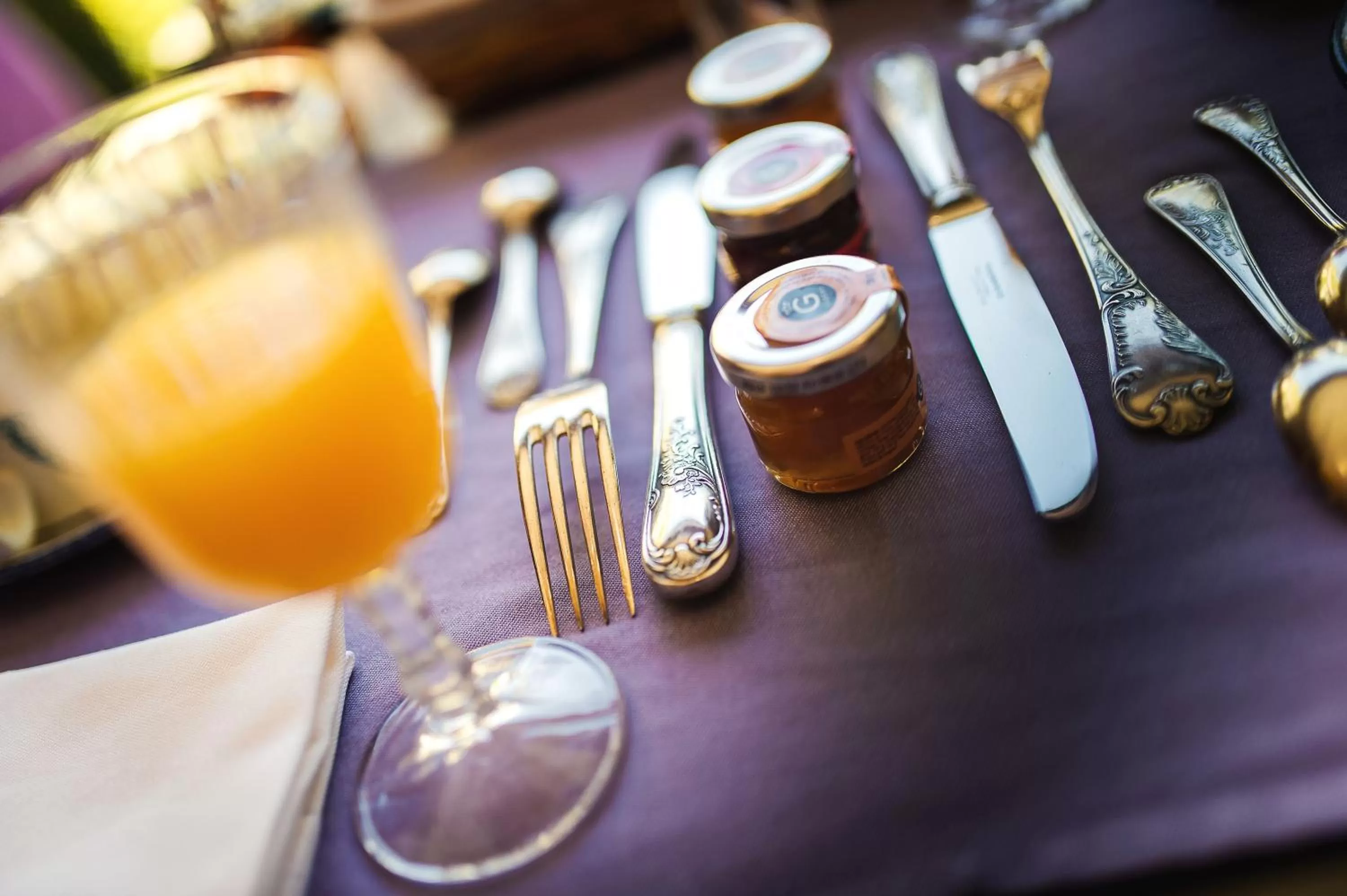 Buffet breakfast in Hôtel Au Logis des Remparts