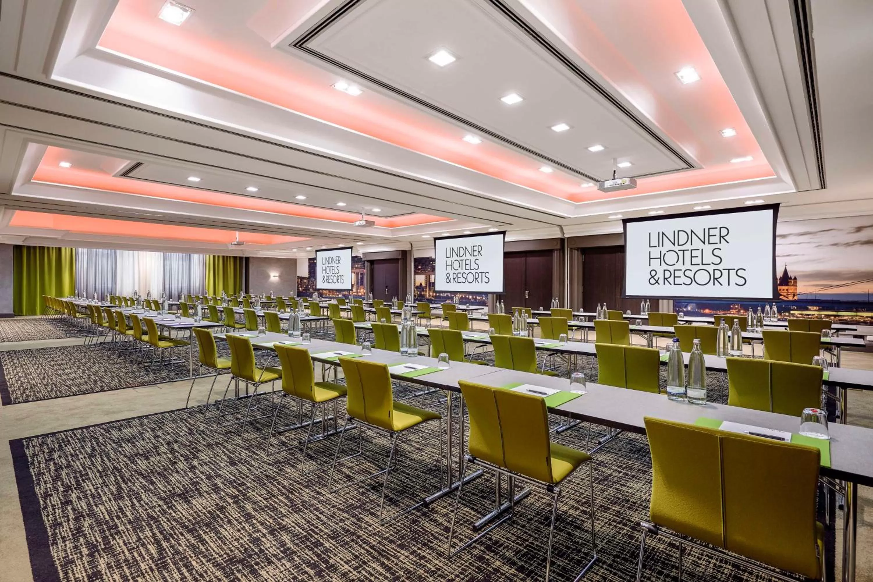 Meeting/conference room in Lindner Hotel Cologne City Plaza, part of JdV by Hyatt