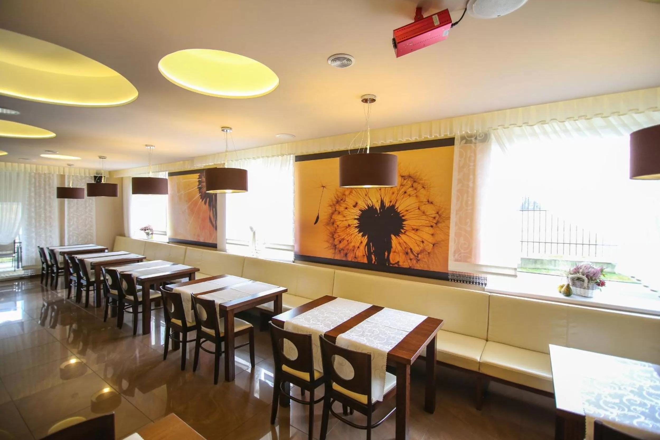 Restaurant/places to eat in Villa Kasper