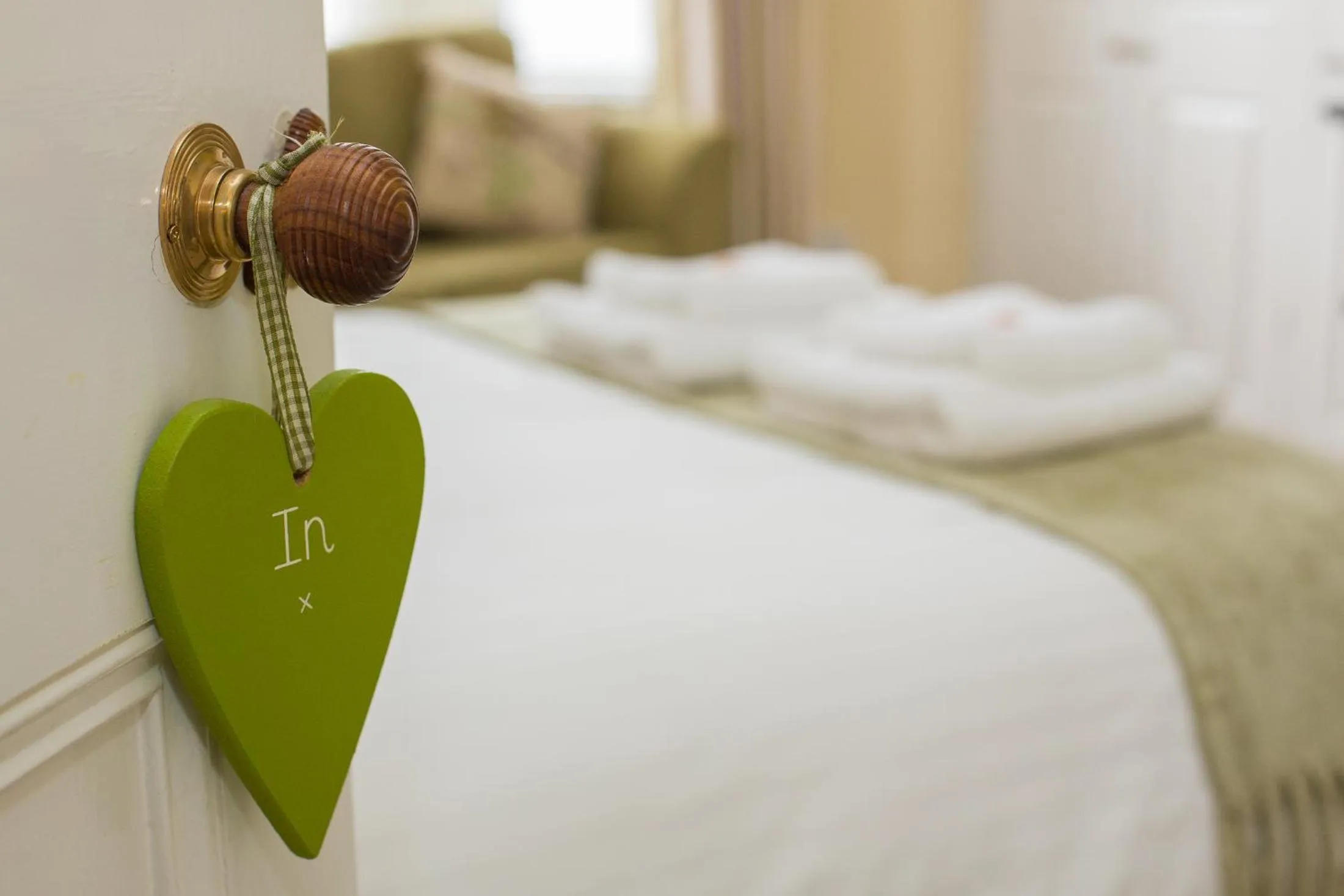 Decorative detail, Bed in Studios At Glenthorne