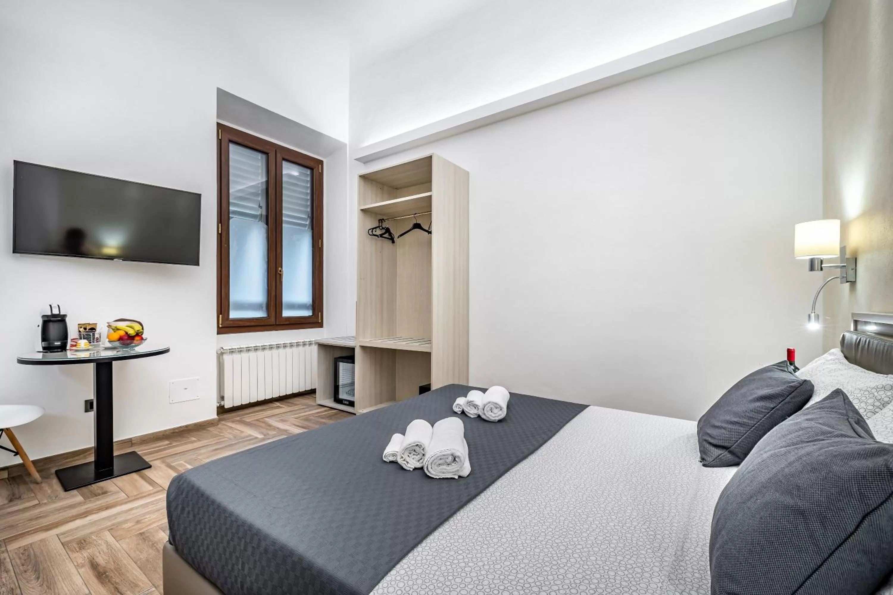 Bed in B&B Lorenzo de' Medici