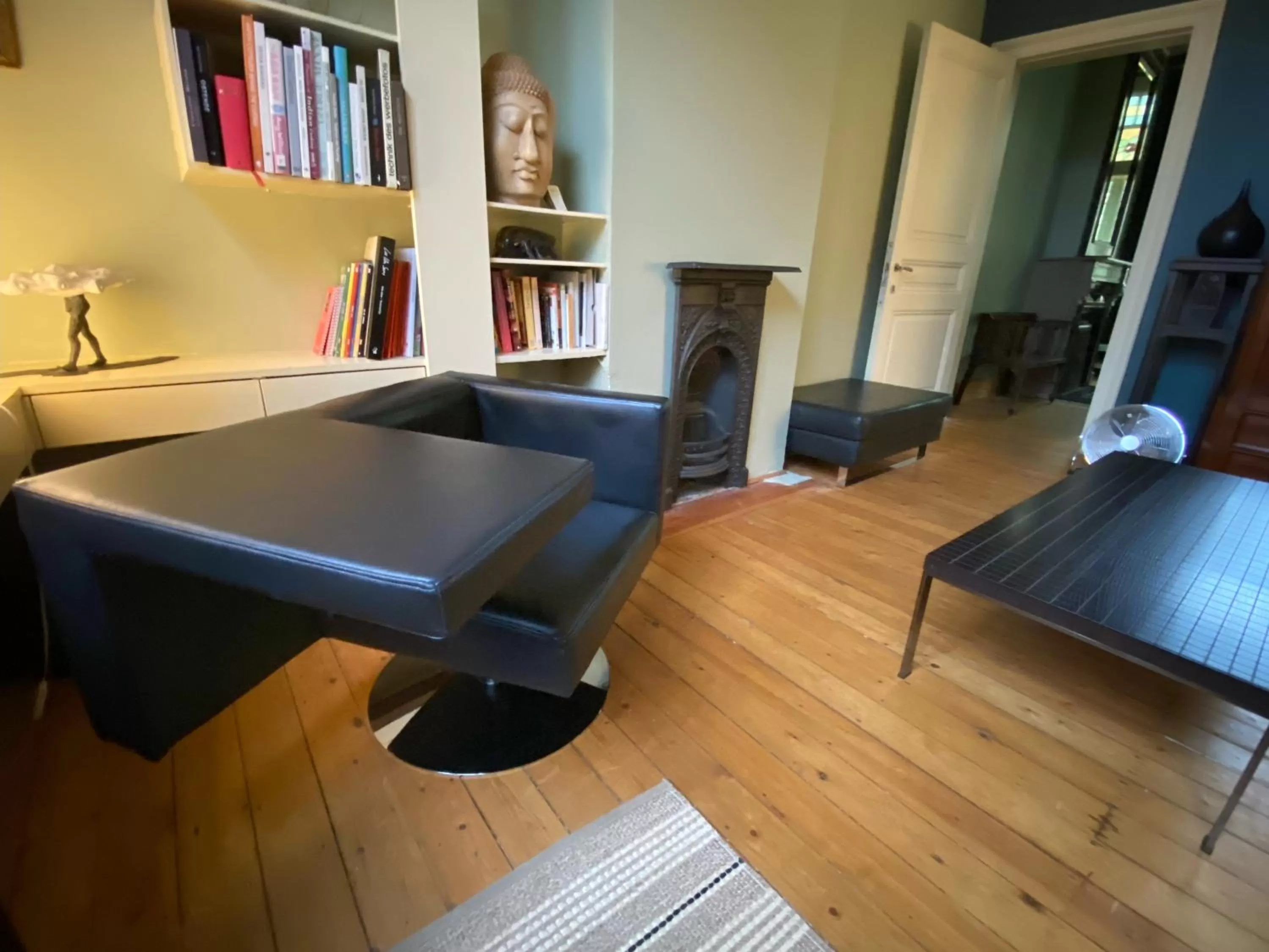 Seating area in Lunatree