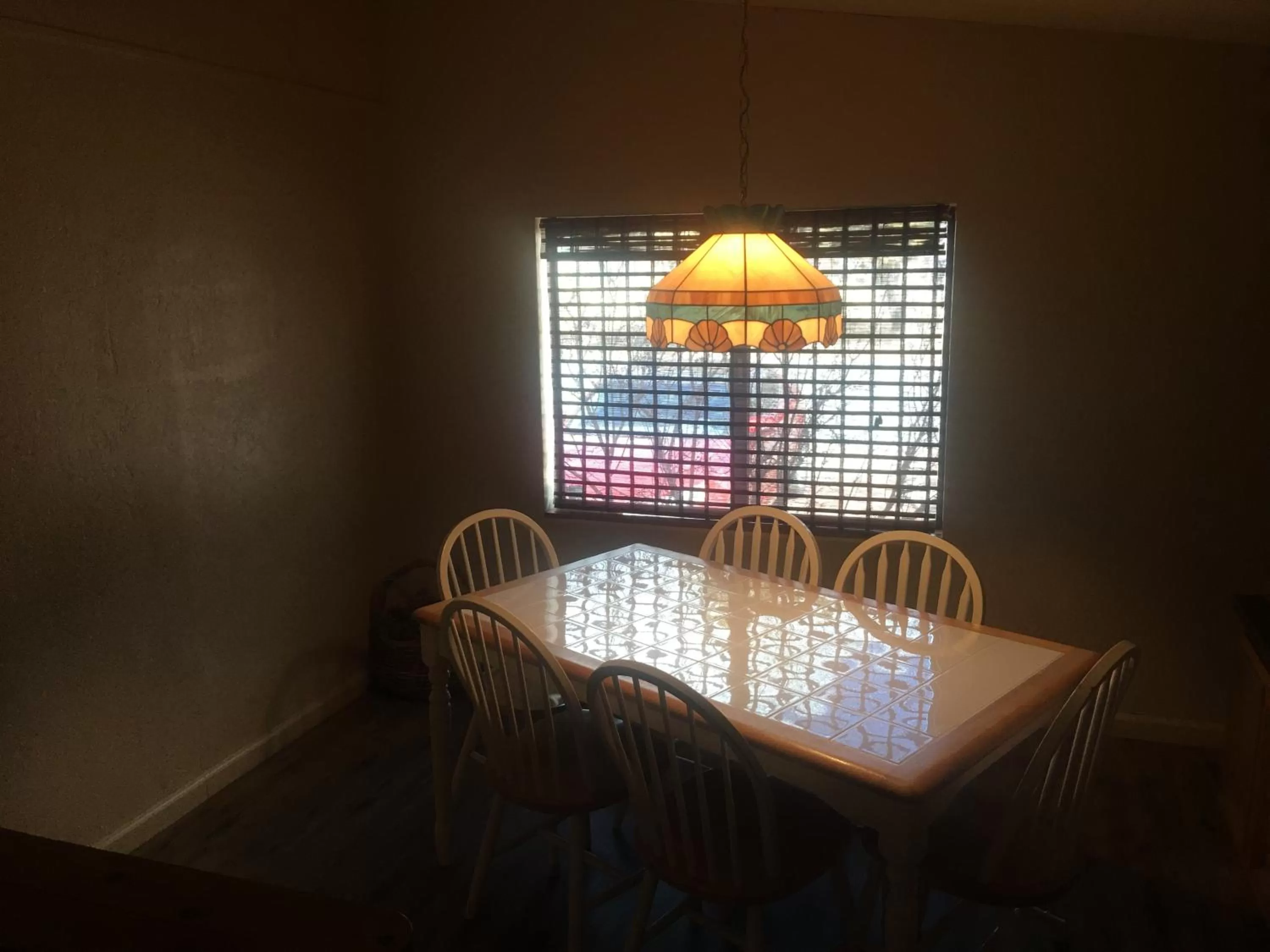 Dining Area in Rainbows End Fishing Resort