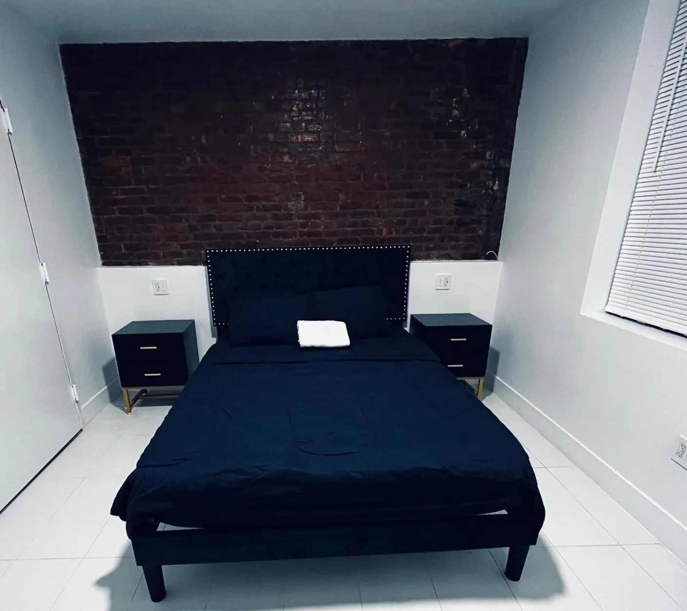 Bed in KAMA CENTRAL PARK