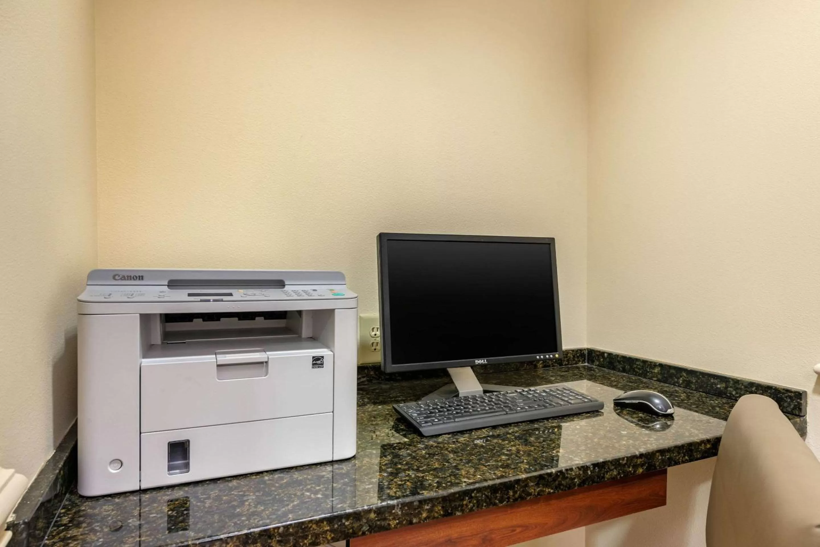 On site in Comfort Inn & Suites Fort Myers Airport