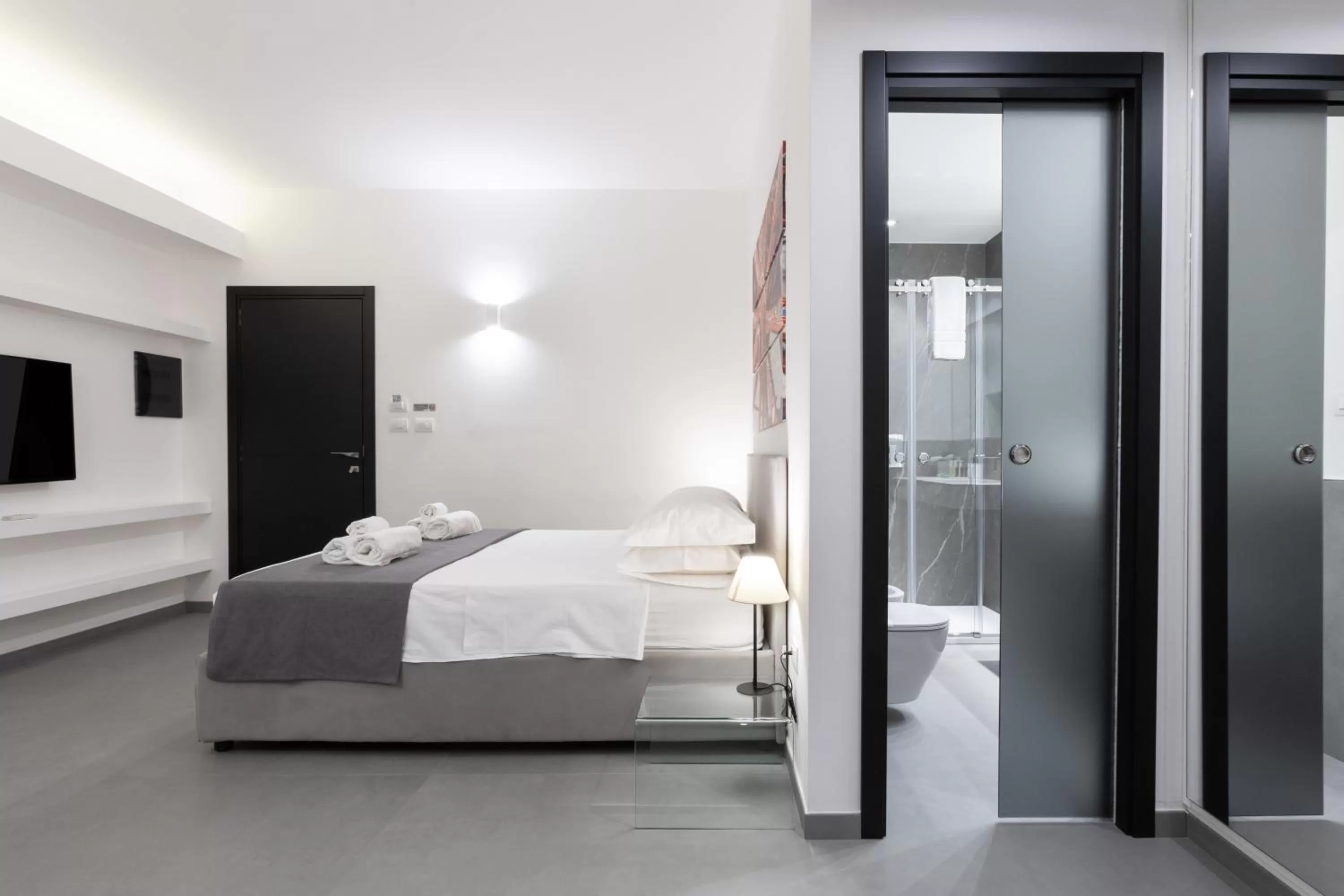 Bed in Suite Palermo Apartment