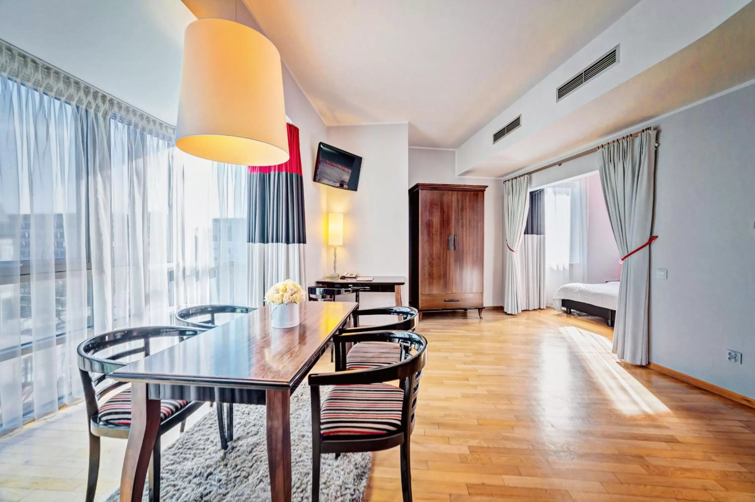 TV and multimedia in Don Prestige Residence