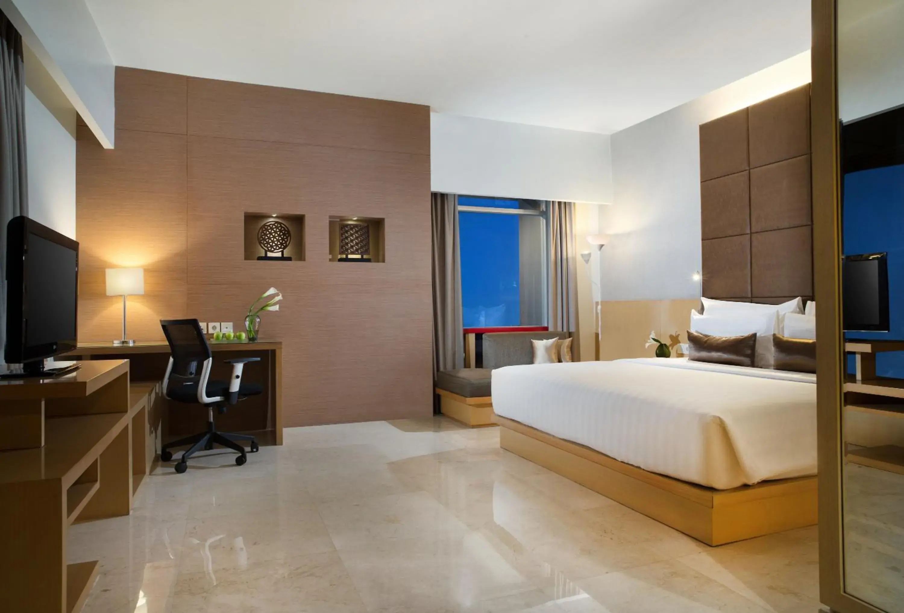 Executive Suite in Santika Premiere Dyandra Hotel & Convention - Medan Executive Suite in Santika Premiere Dyandra Hotel & Convention - Medan