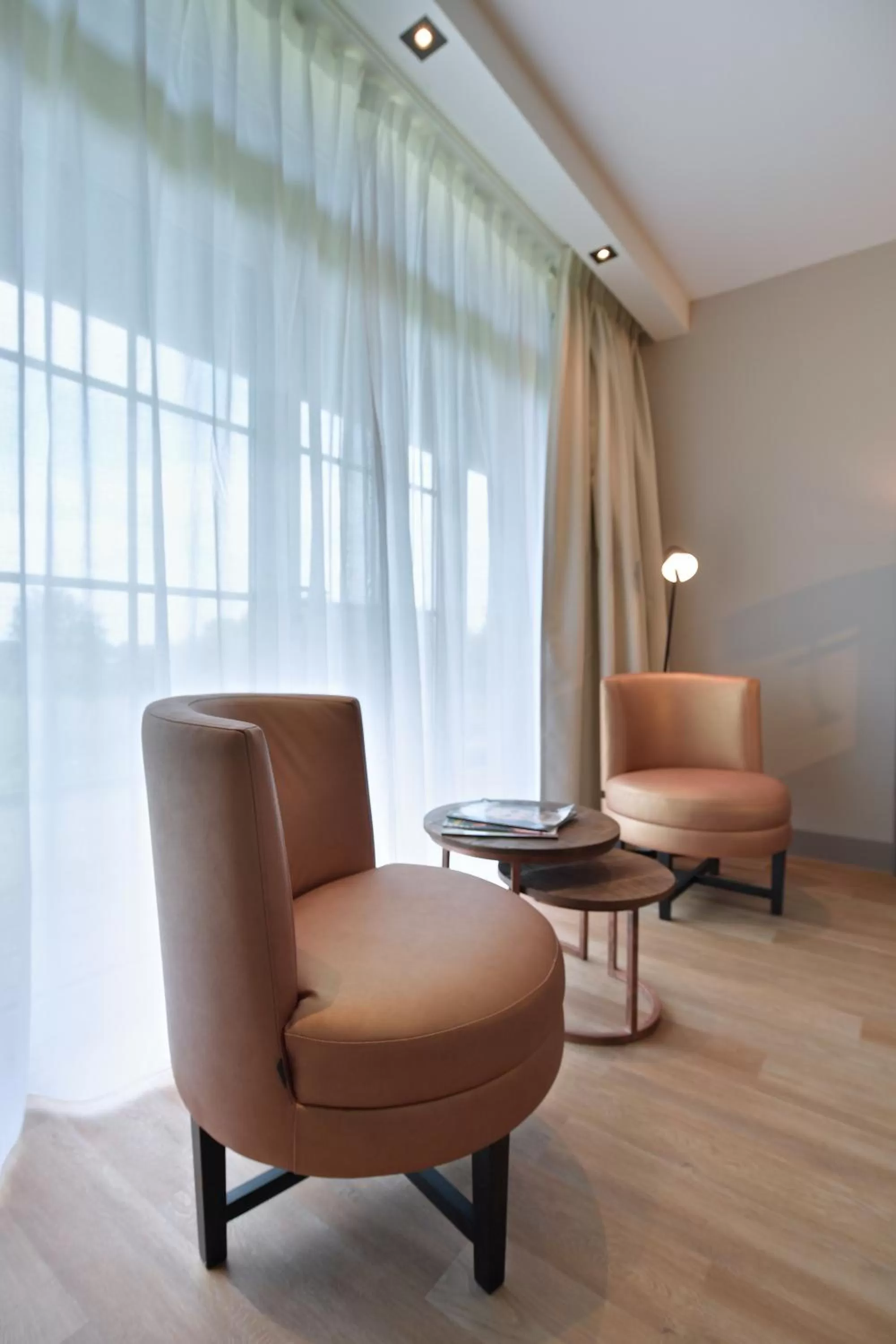 Seating area in Van der Valk Hotel Groningen-Westerbroek