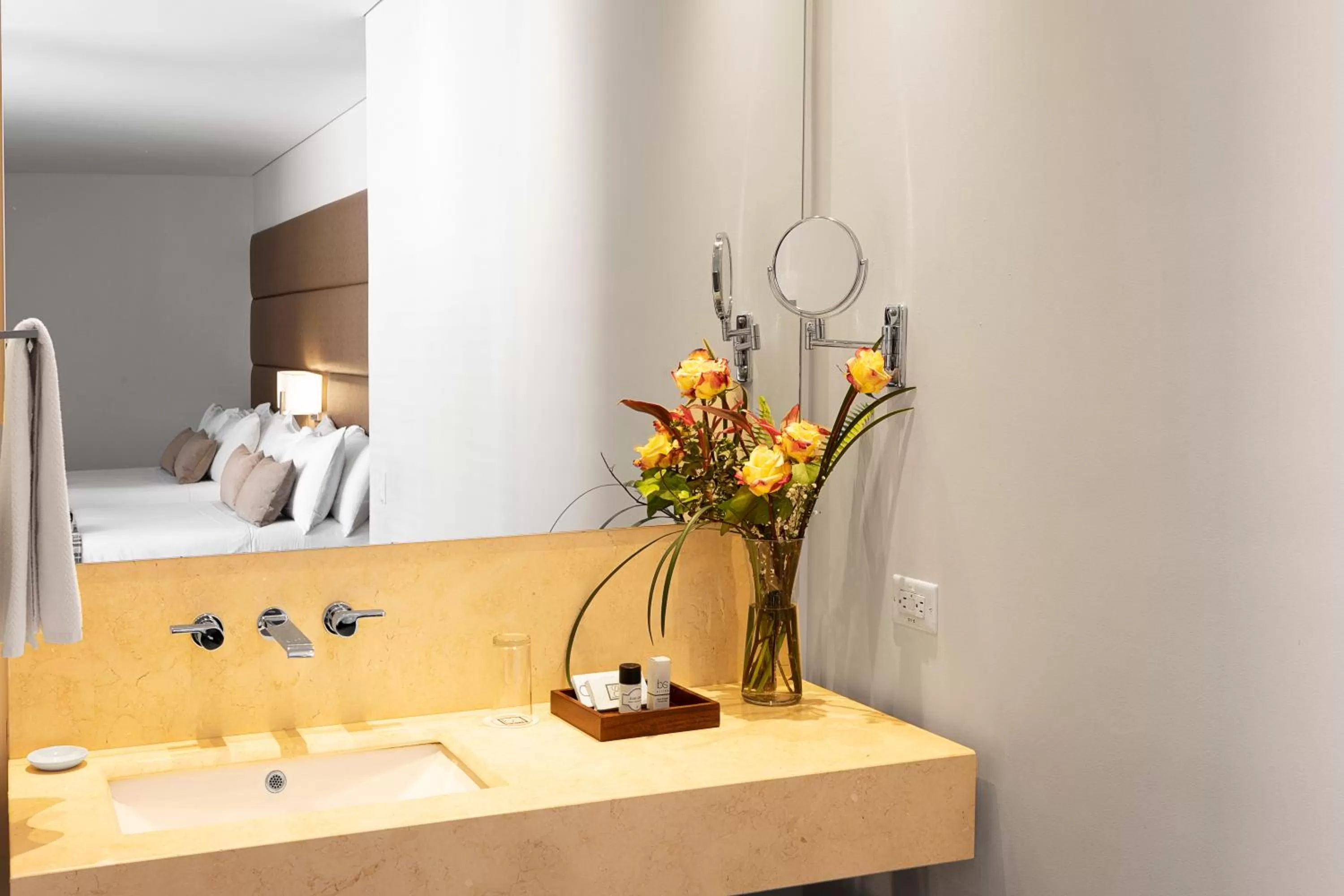 Bathroom in bs Rosales Hotel