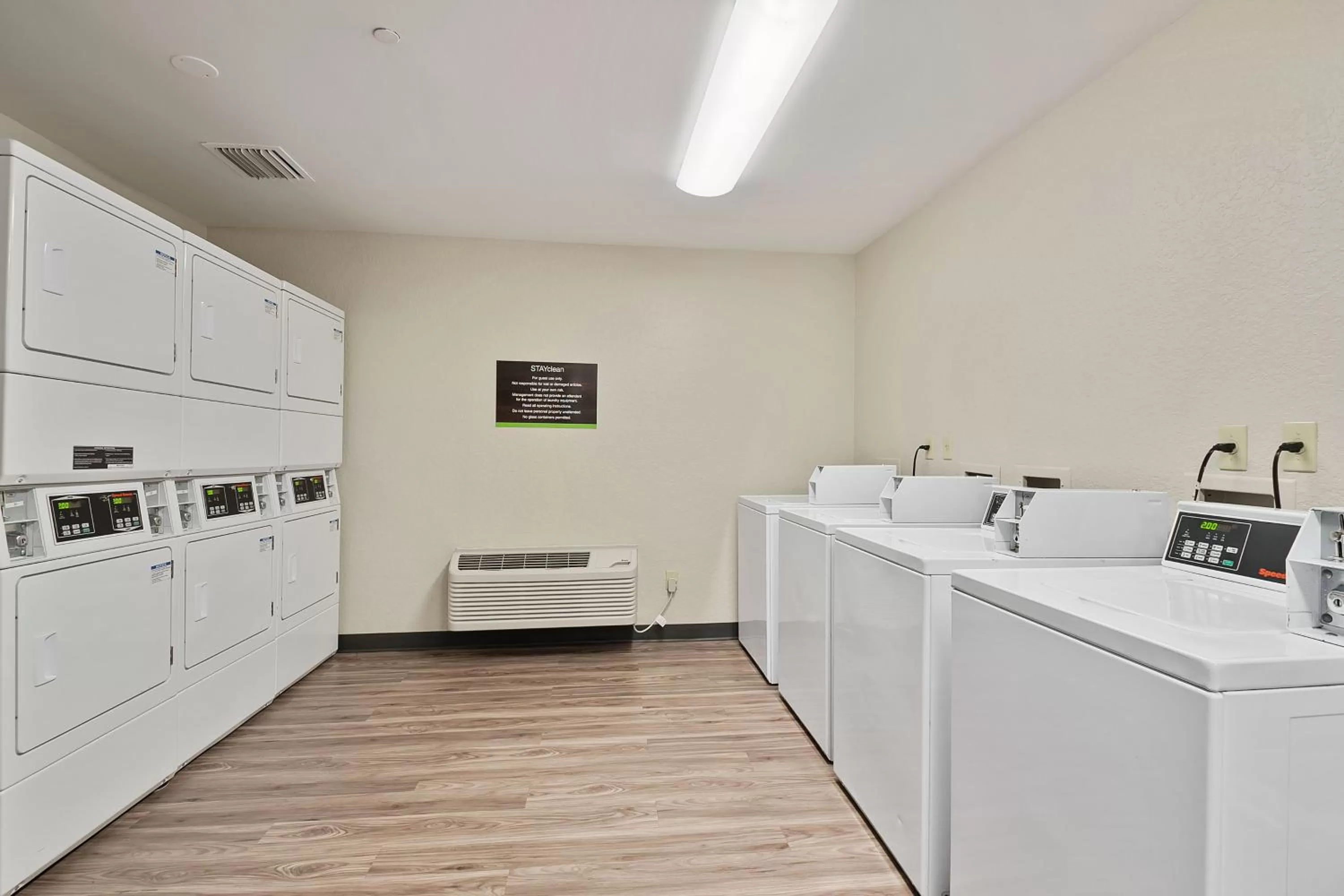 laundry in Extended Stay America Premier Suites - Miami - Downtown Brickell - Cruise Port