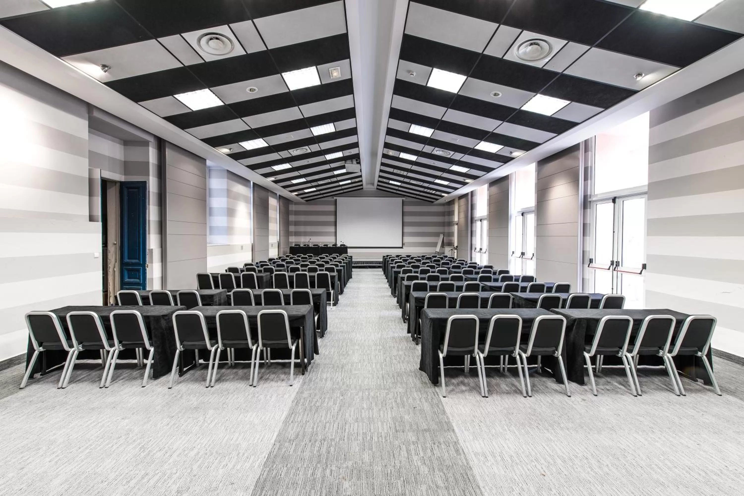 Meeting/conference room in Hotel Le Saint Paul