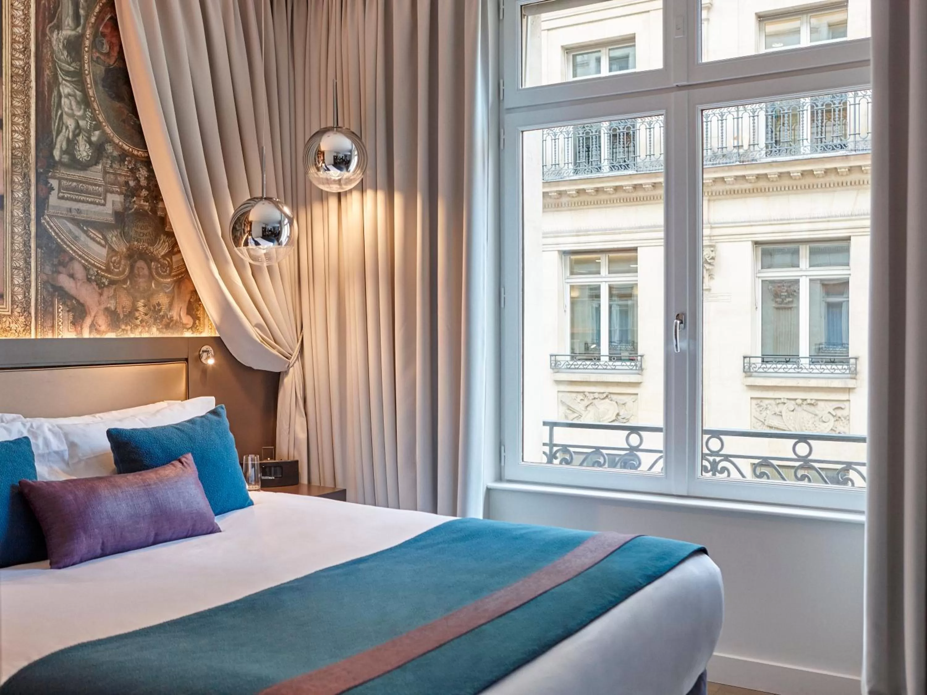 Photo of the whole room, Bed in Hotel Indigo Paris - Opera by IHG