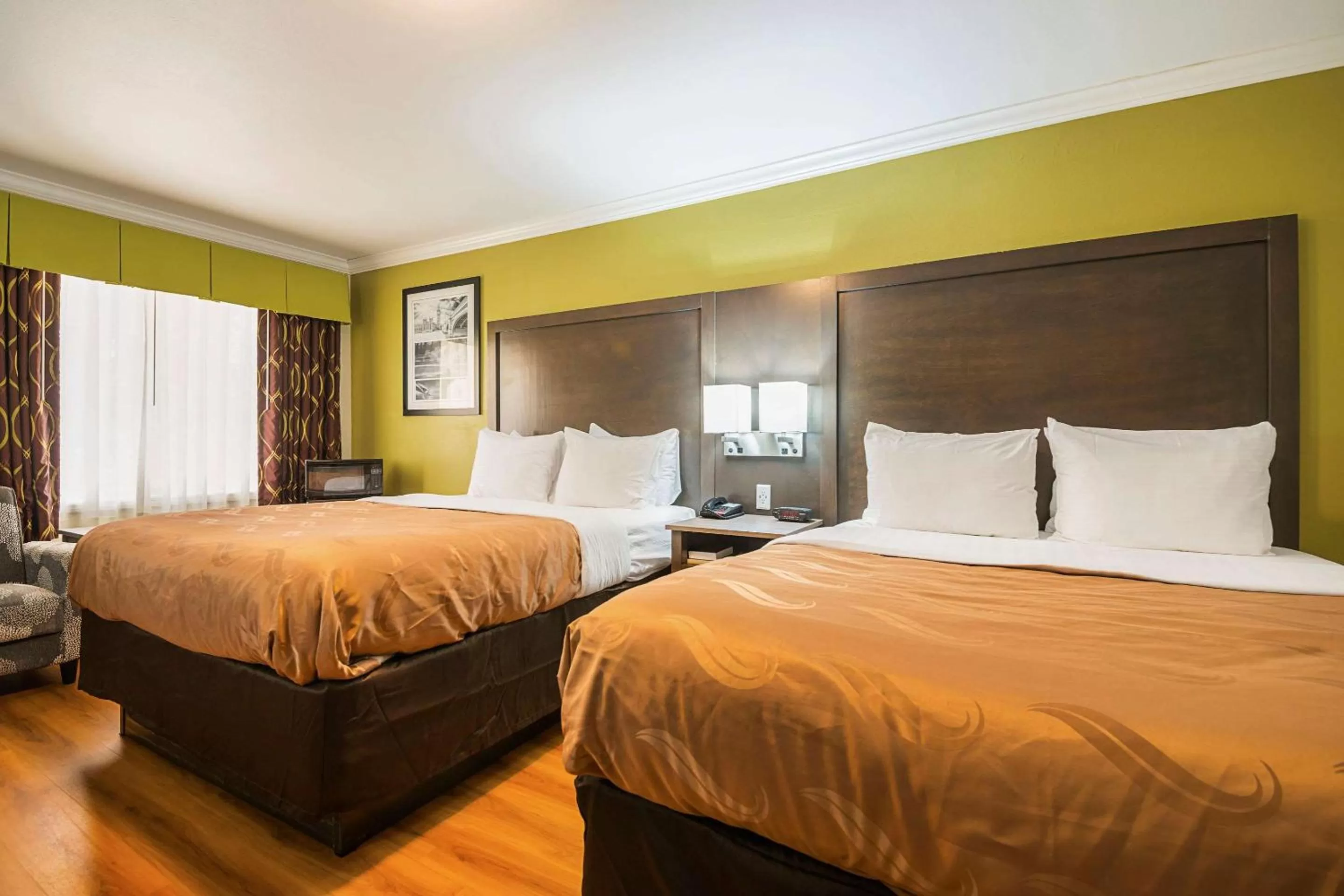 Bedroom, Bed in Quality Inn DeRidder