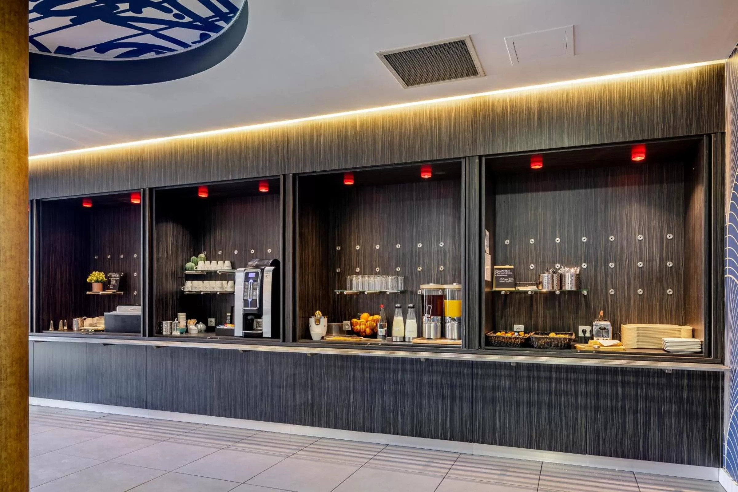 Restaurant/places to eat in Akena Nantes Atlantis Zénith