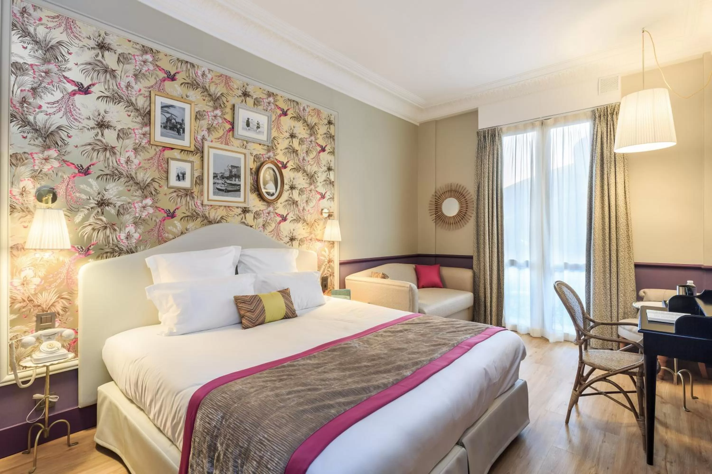 Bed in Villa Otero by Happyculture