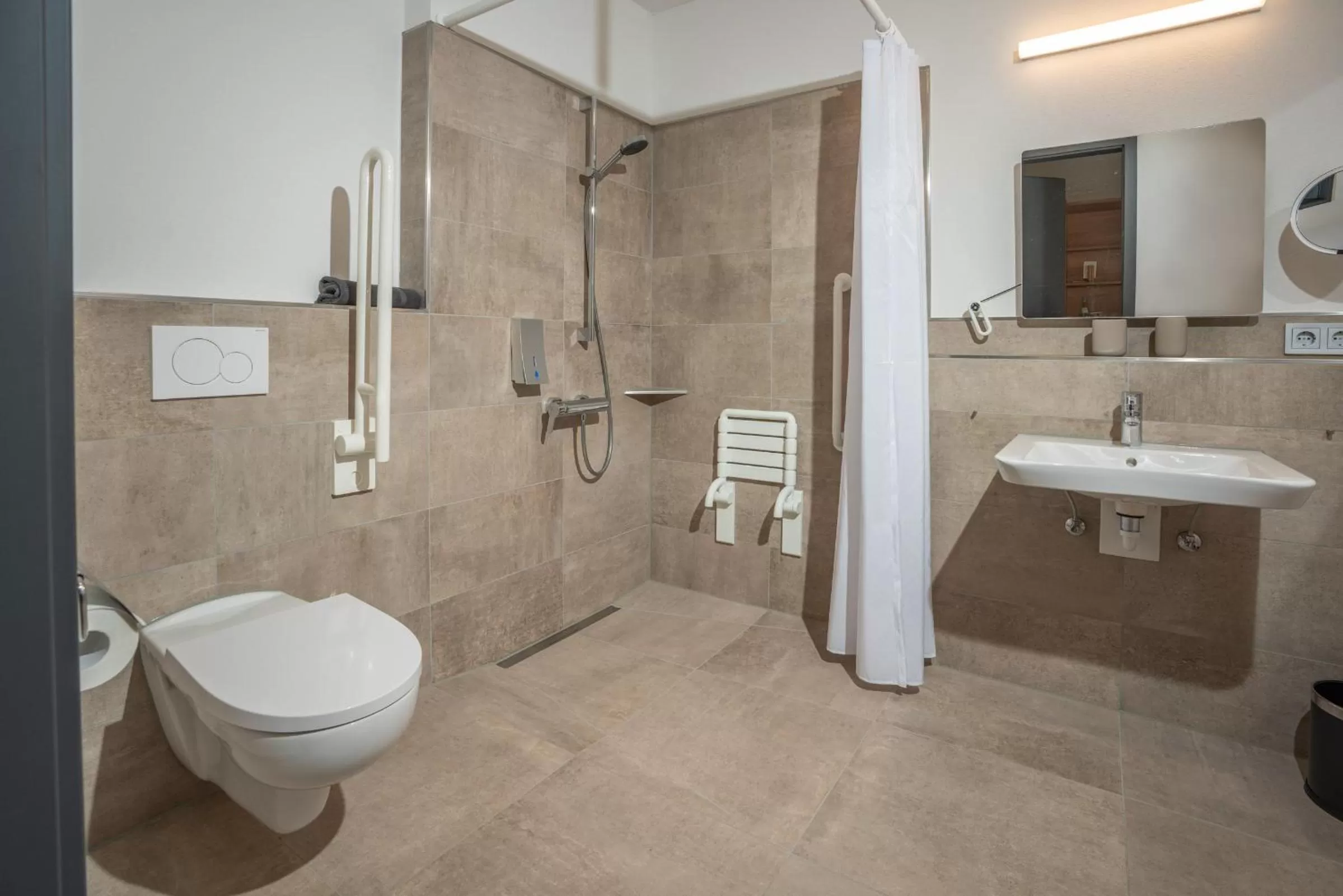 Shower in Gasthof Hosbein