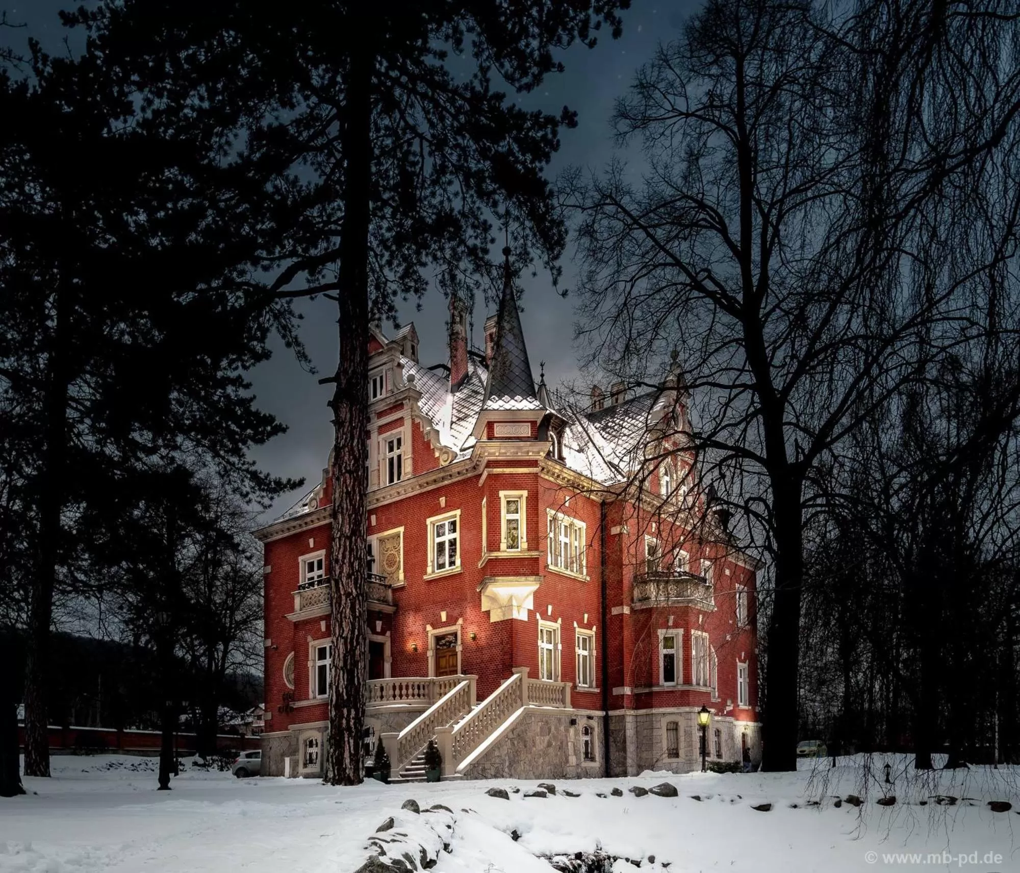 Property building in Hotel Dębowy Biowellness & SPA Góry Sowie