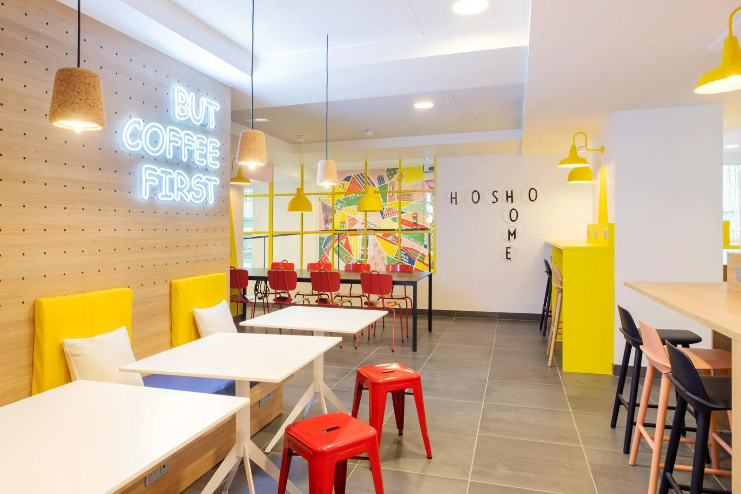 Lounge or bar in Auberge de jeunesse Hosho Paris Sud - Porte d'Italie