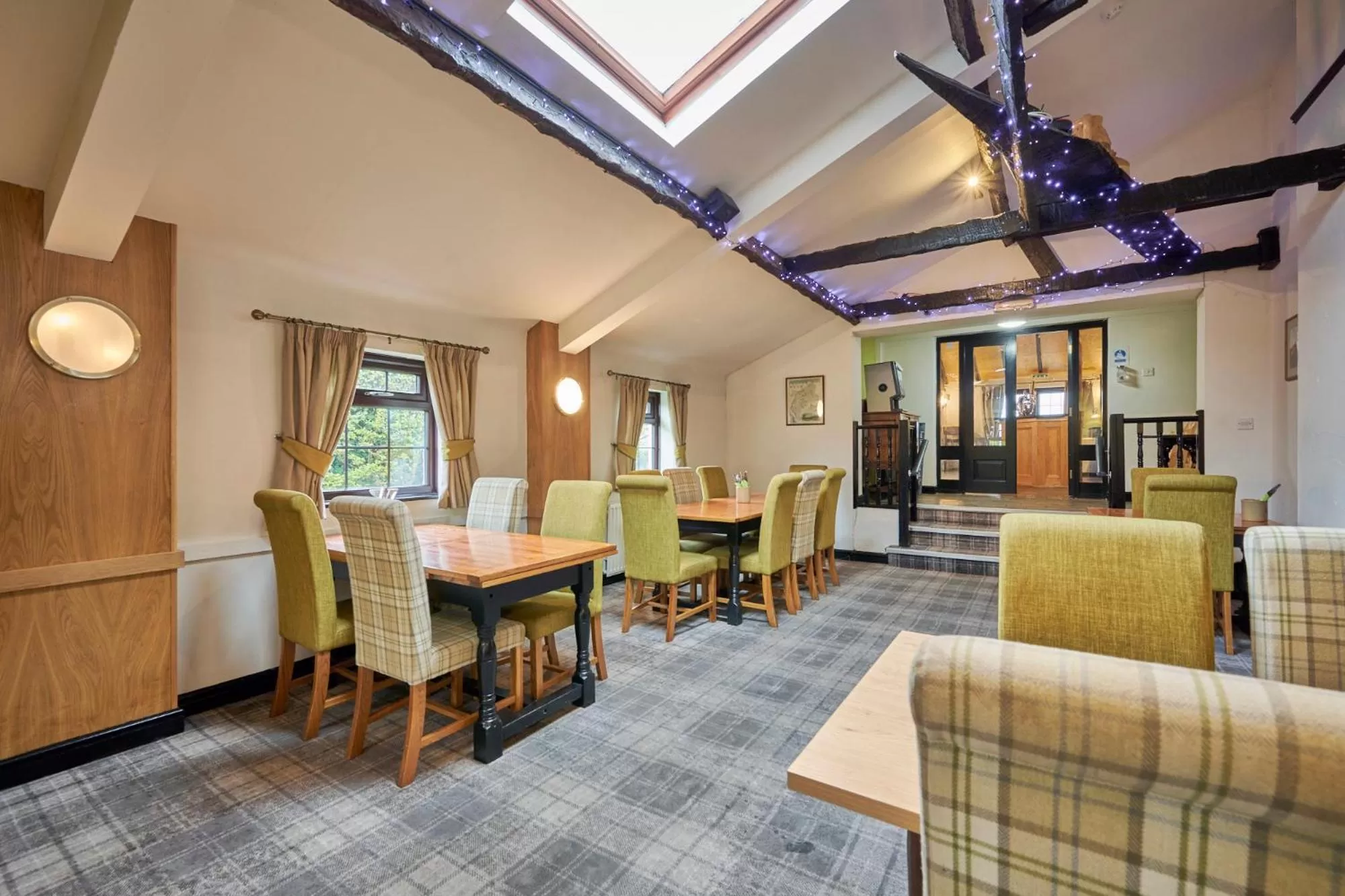 Restaurant/places to eat in The Old Ginn House Inn