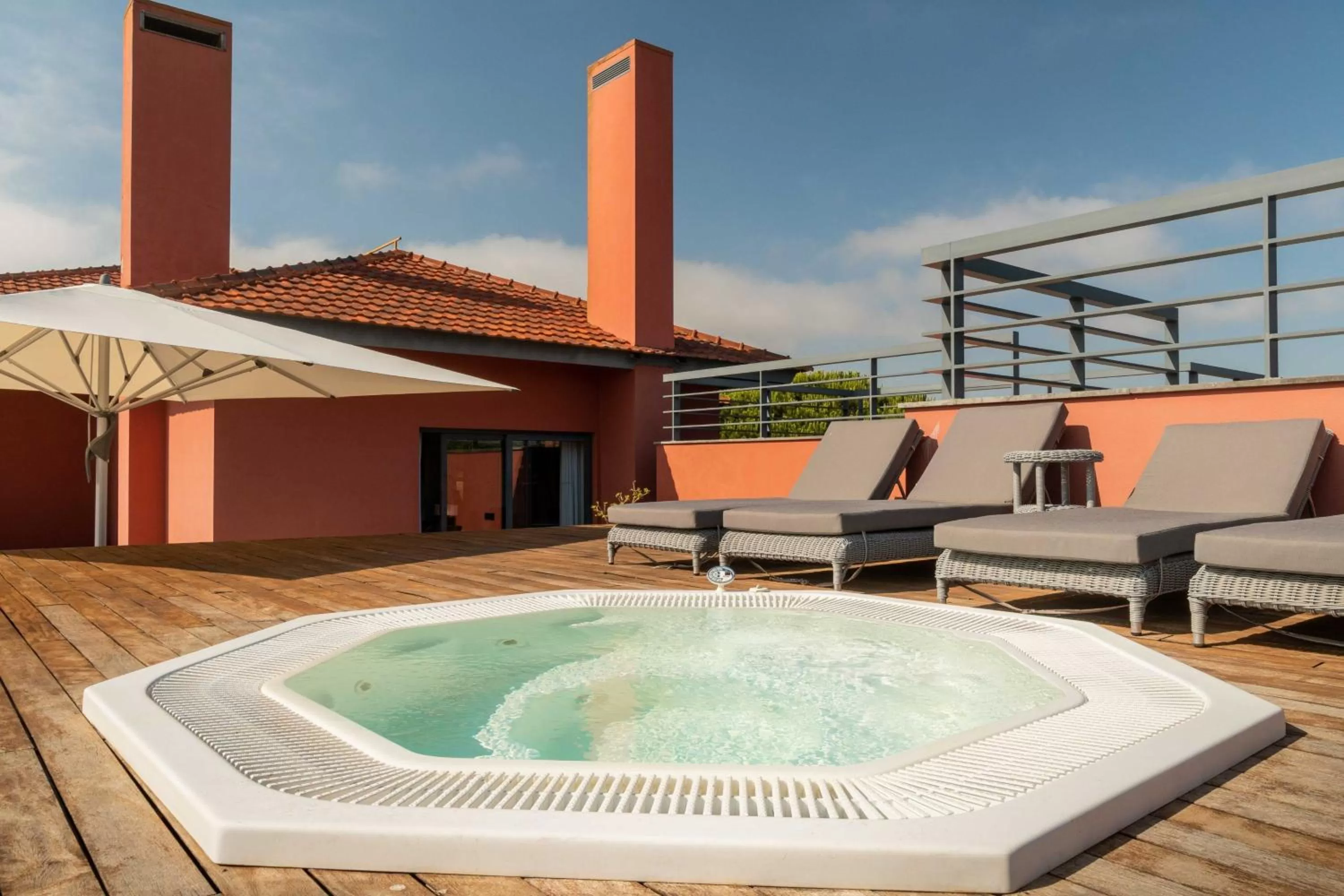 Photo of the whole room in Sheraton Cascais Resort - Hotel & Residences