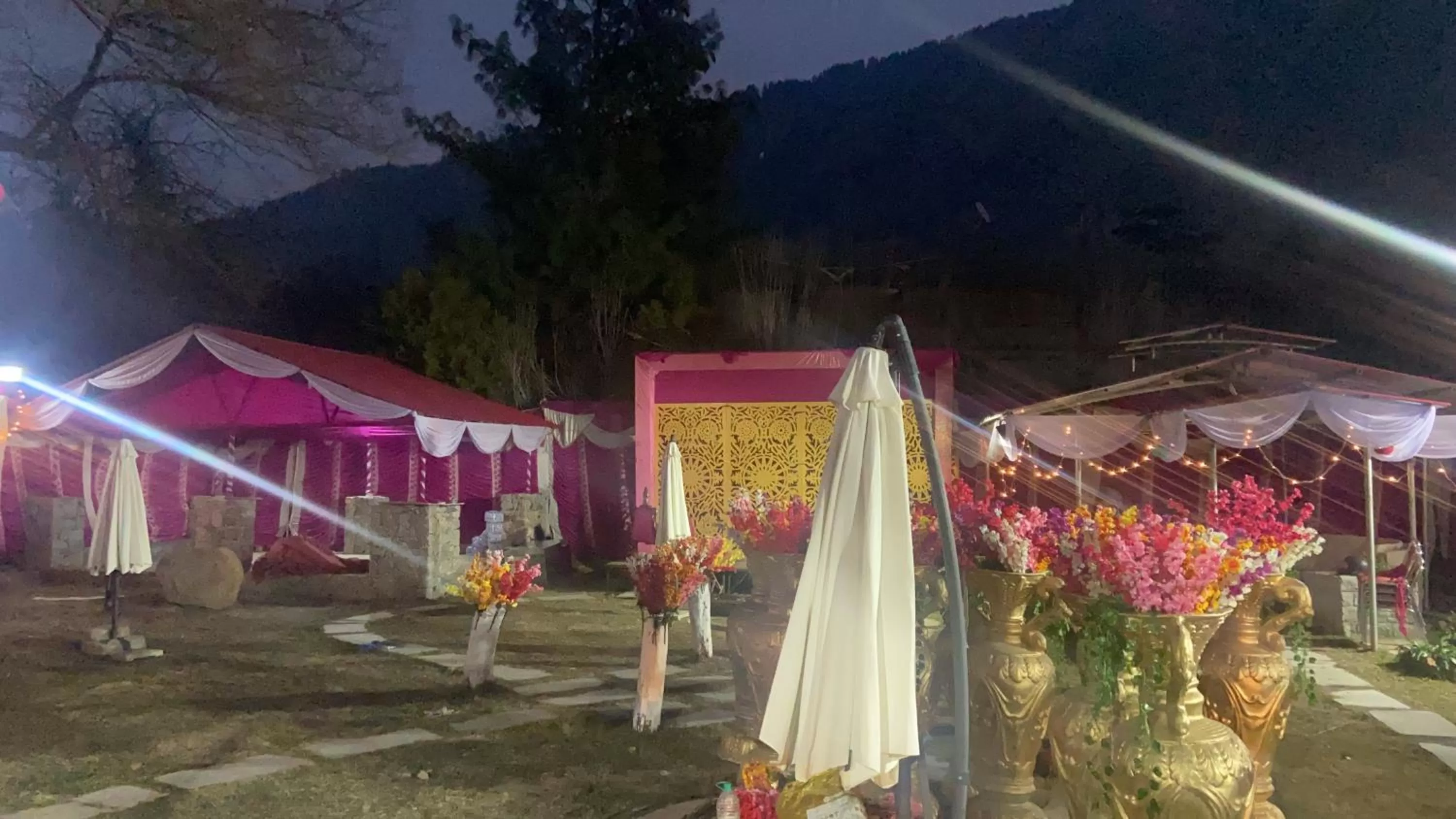 Banquet/Function facilities in Hotel Ambika Resort Manali