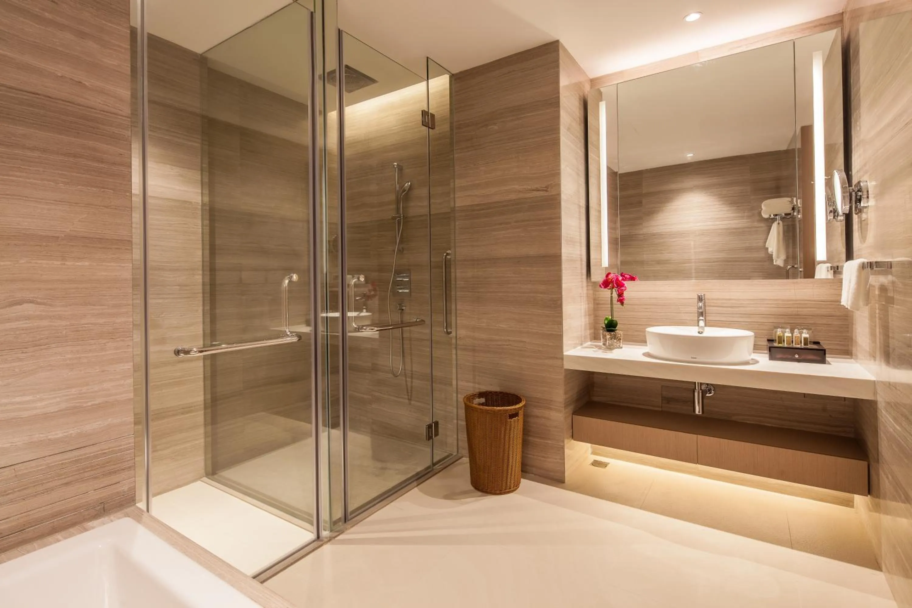 Shower in Ascott Raffles City Shenzhen