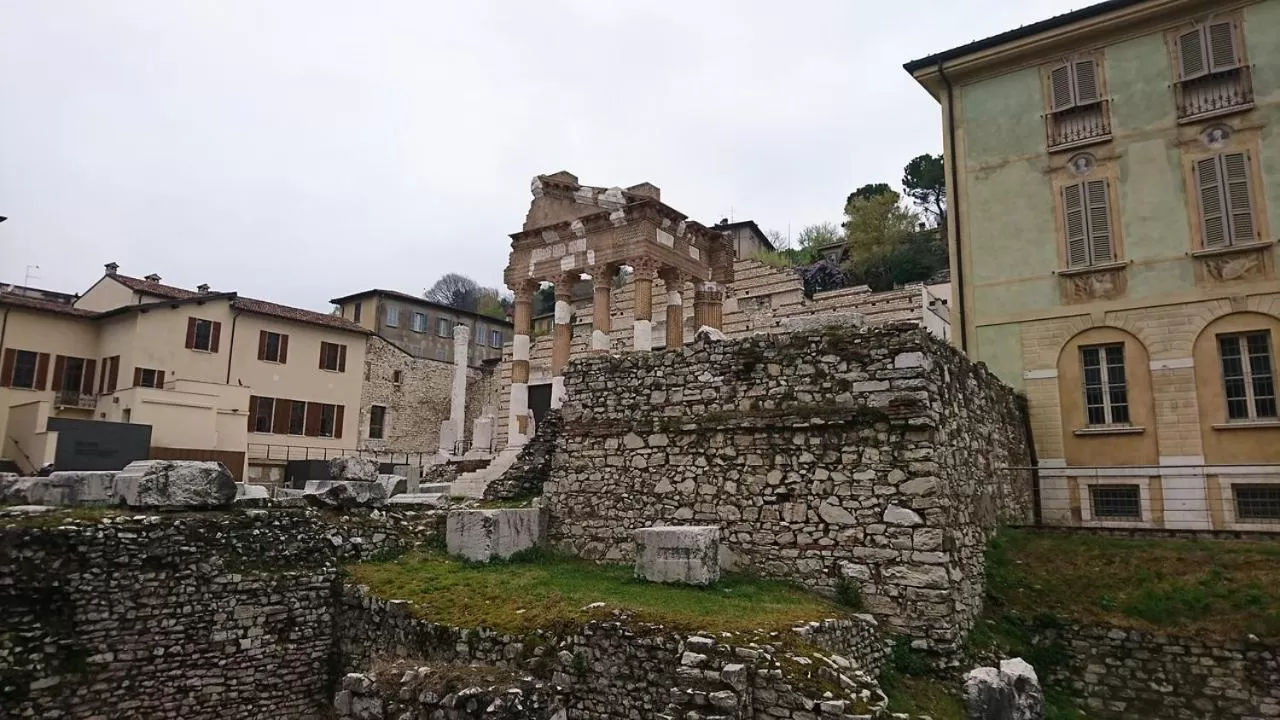 Property Building in Capitolium Ad