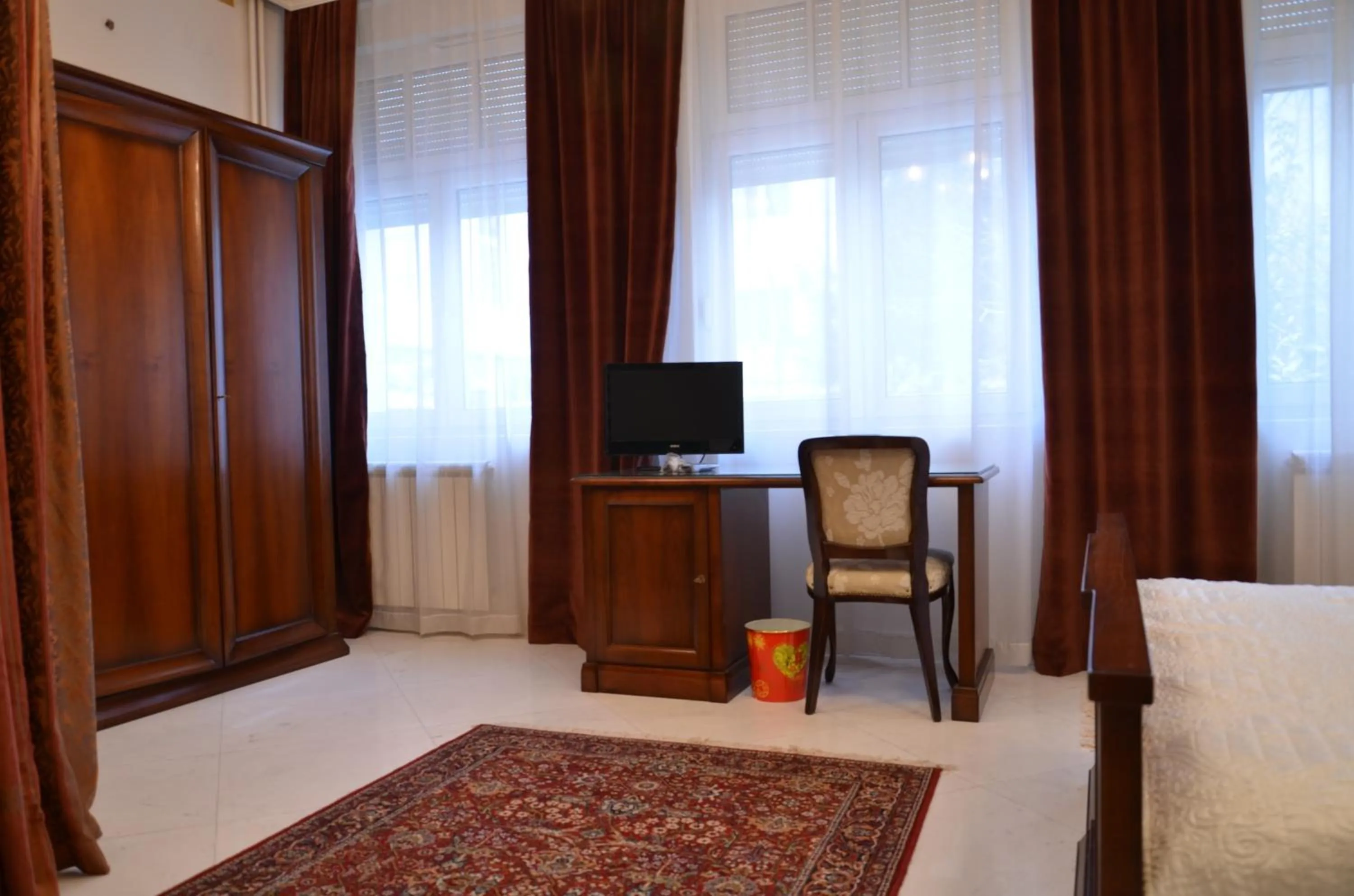 Superior Double Room in Garni Hotel Helvetia