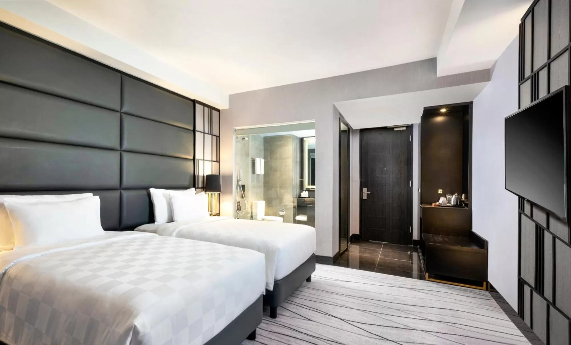 Bedroom, Bed in Grand Swiss-Belhotel Darmo