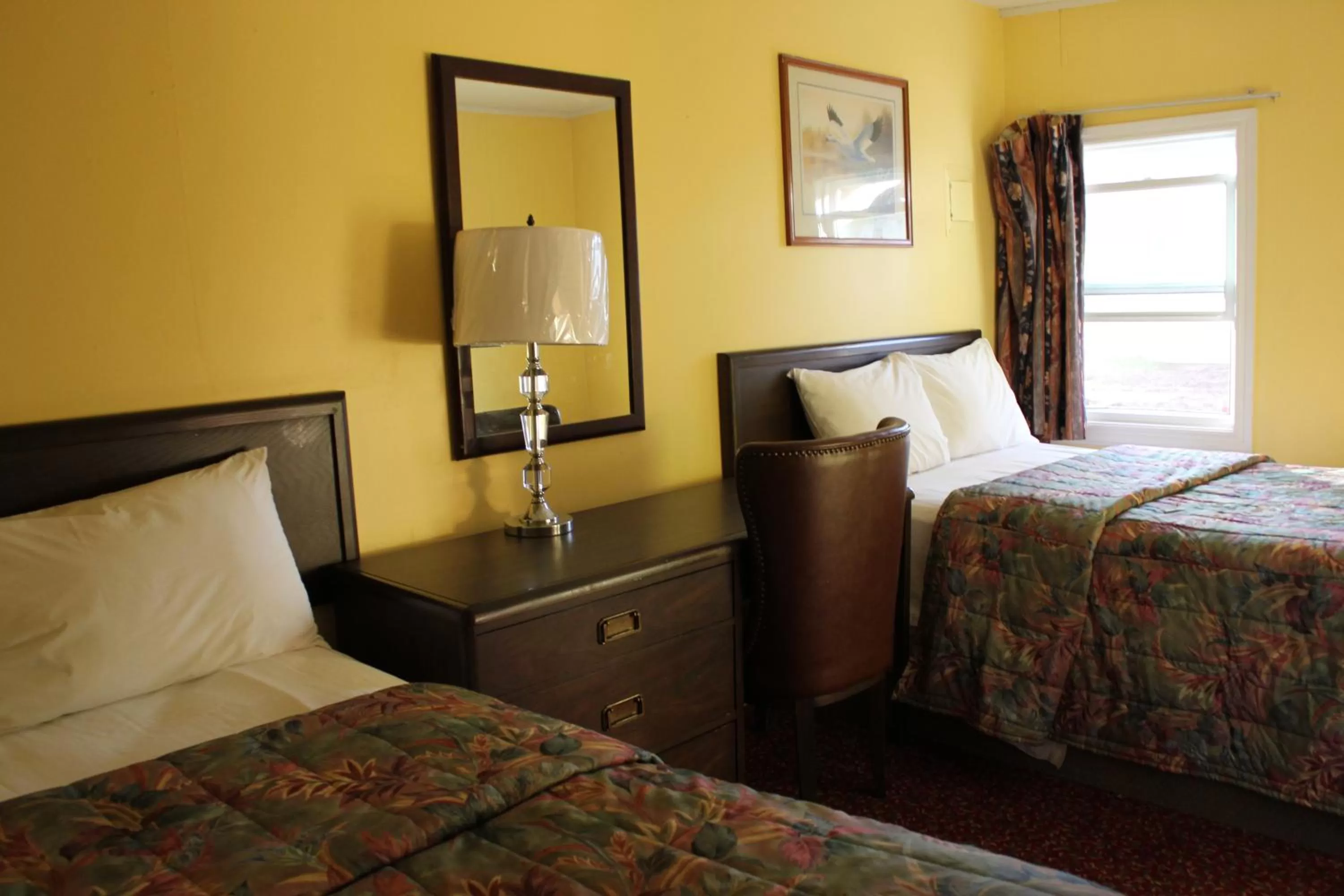 Bed in Imperial Inn Thousand Islands