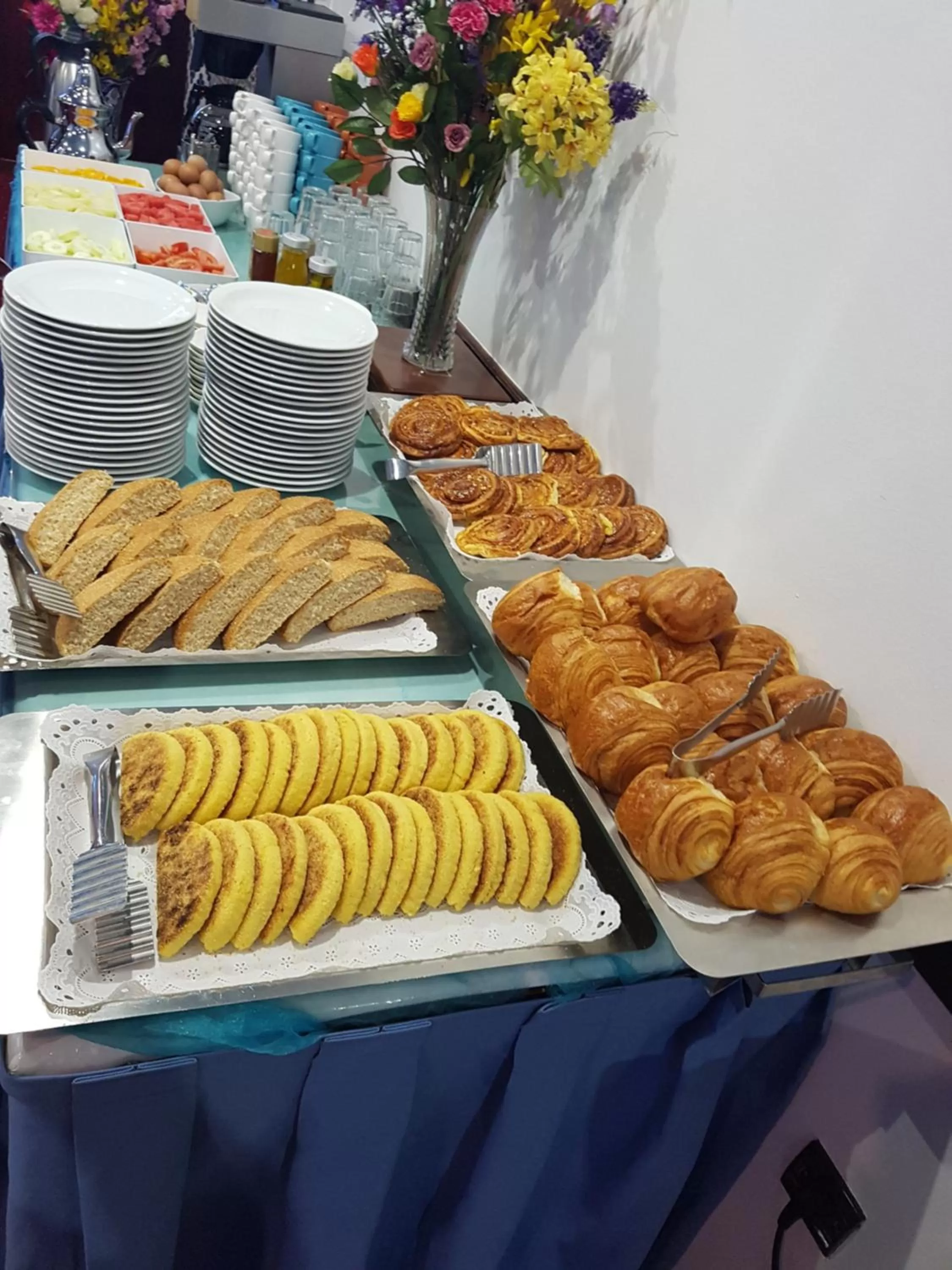 Breakfast in Hotel Tarek