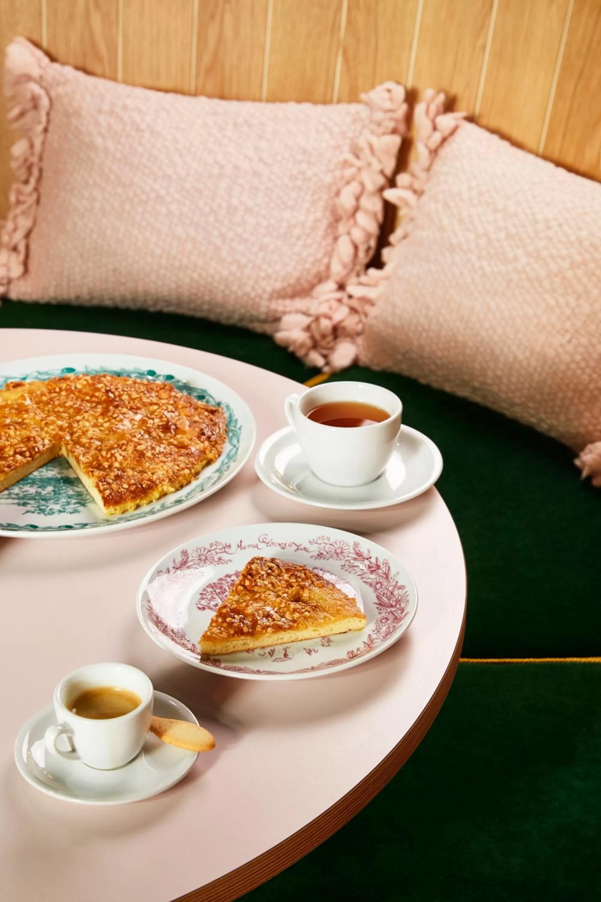 Restaurant/places to eat in Mama Shelter Lille